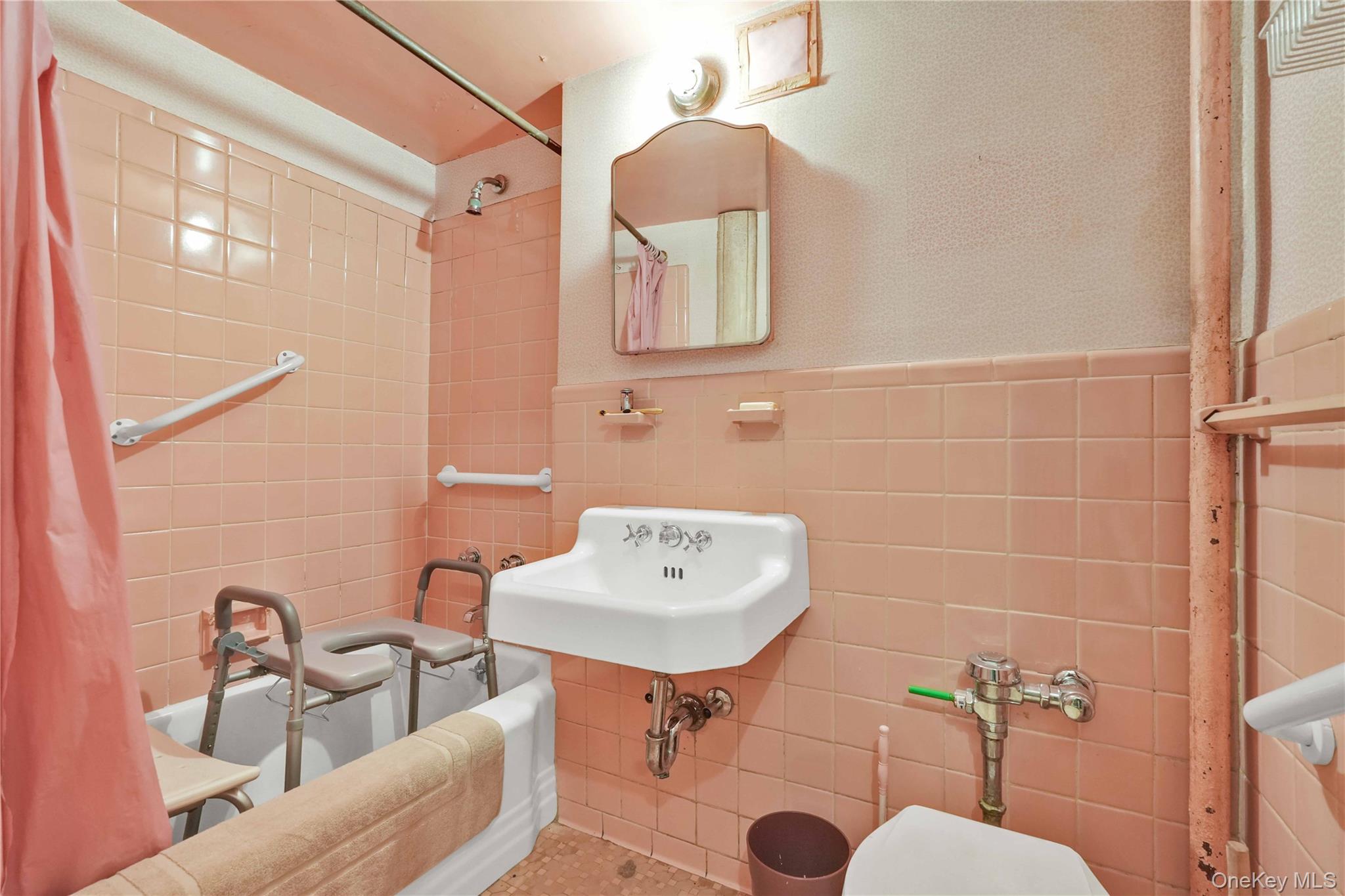 35-51 85th Street # 5N, Jackson Heights, NY 11372