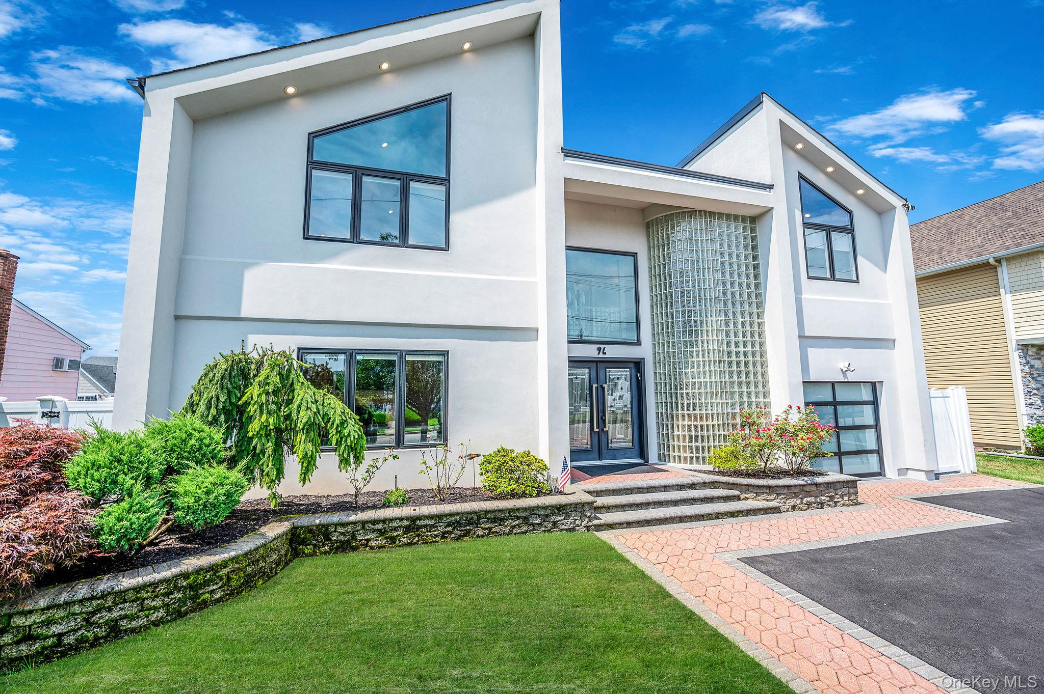 94 Forest Avenue, Massapequa, NY 11758