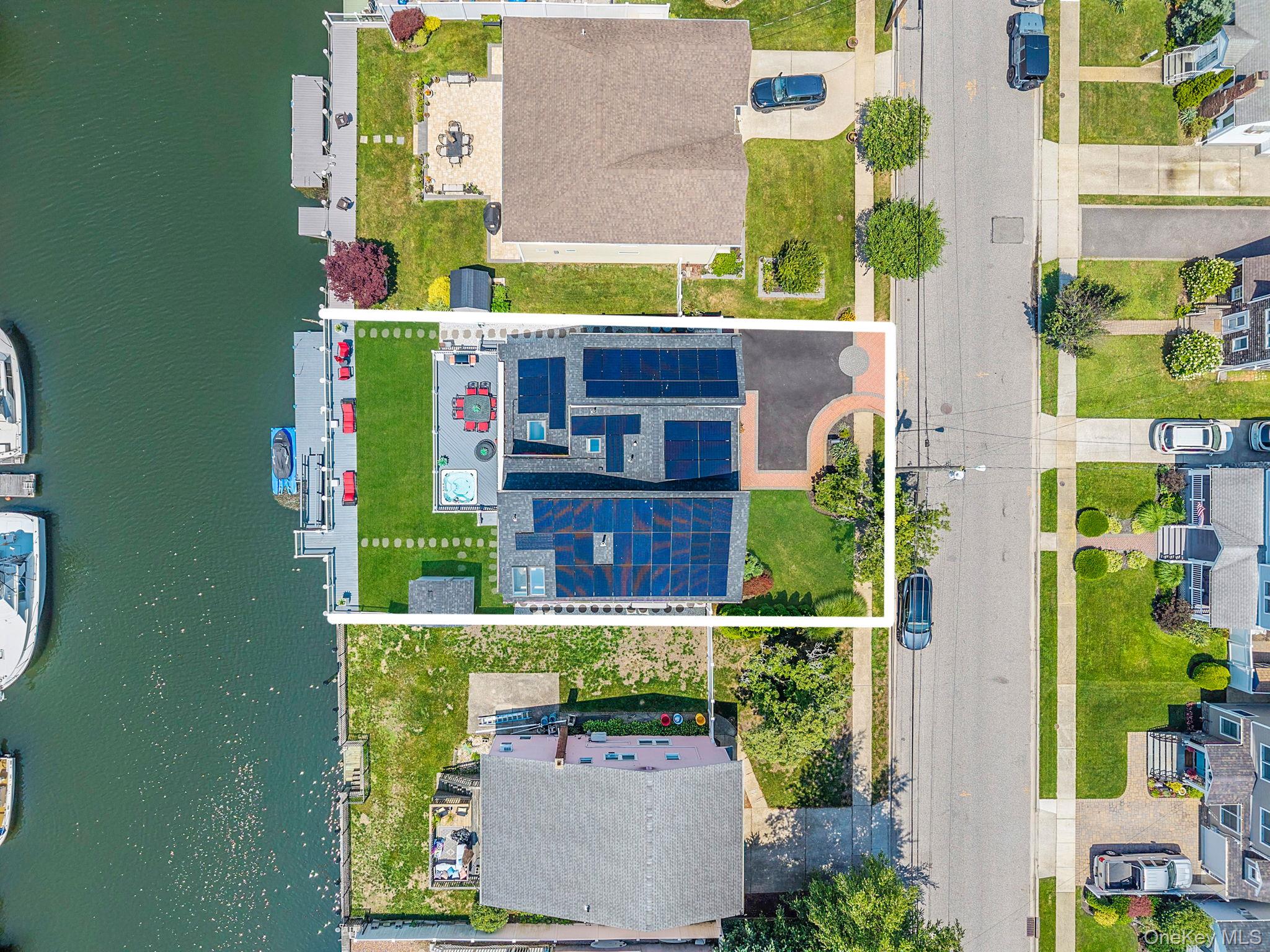 94 Forest Avenue, Massapequa, NY 11758