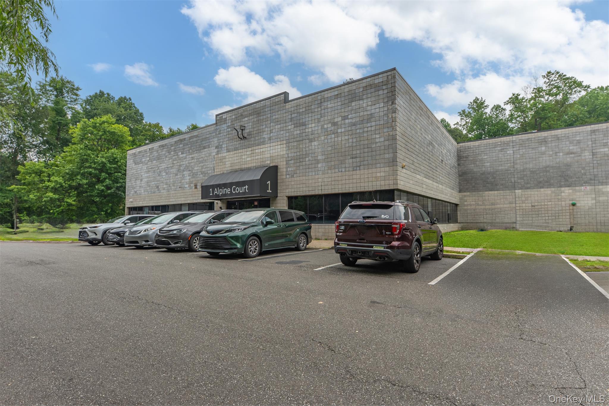 1 Alpine Court, Spring Valley, NY 10977