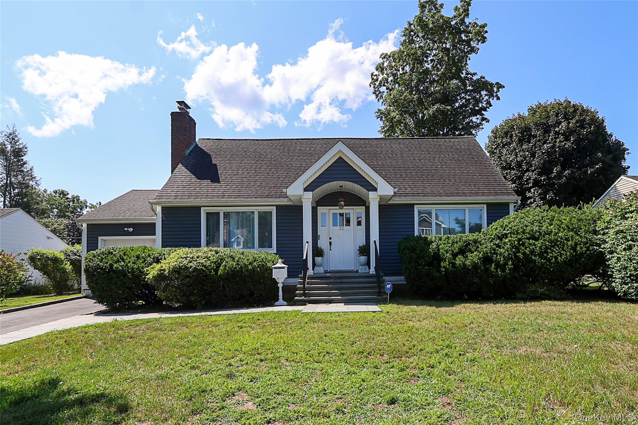 22 Gruber Drive, Glen Cove, NY 11542