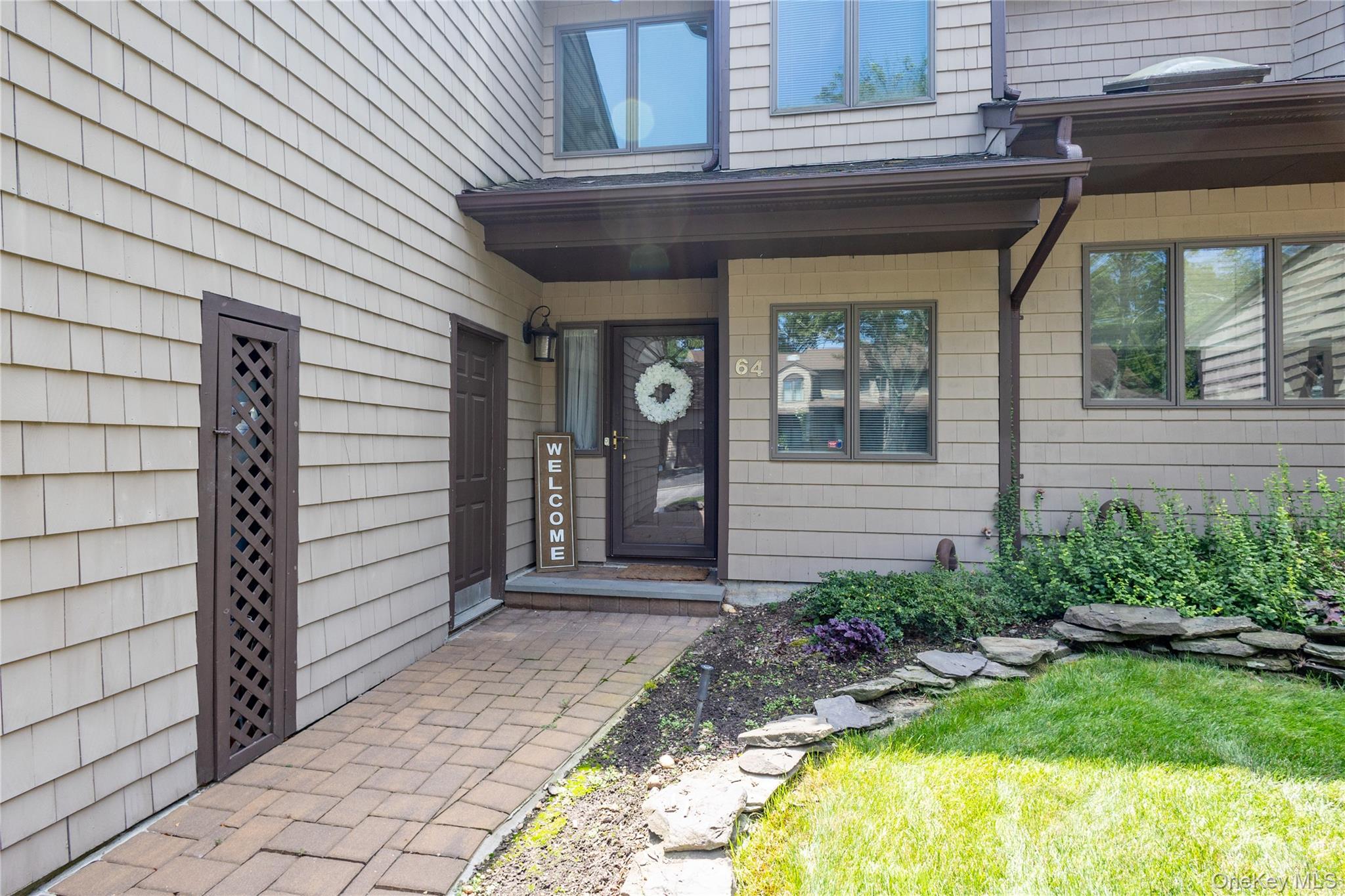 64 Jeremy Circle, Nesconset, NY 11767
