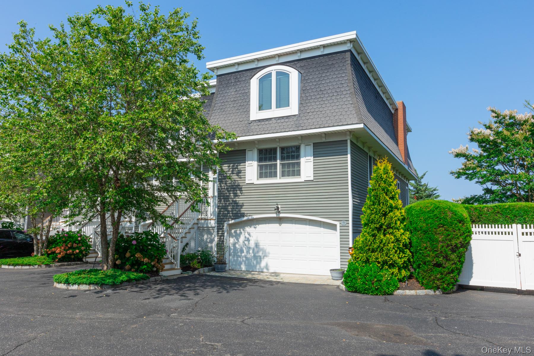 22 Salt Meadow # 22, Babylon, NY 11702