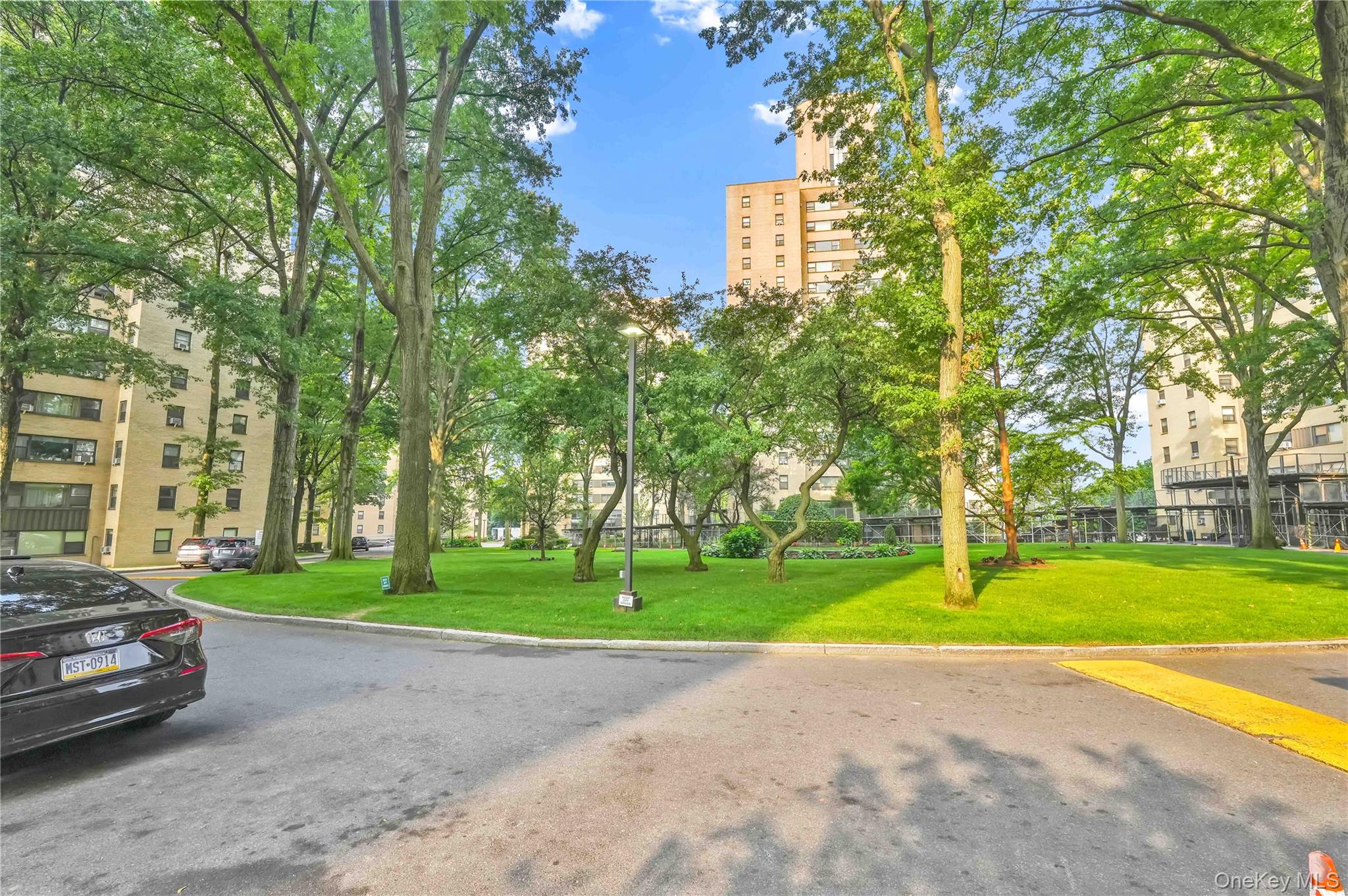 6 Fordham Hill Oval # 11G, Bronx, NY 10468