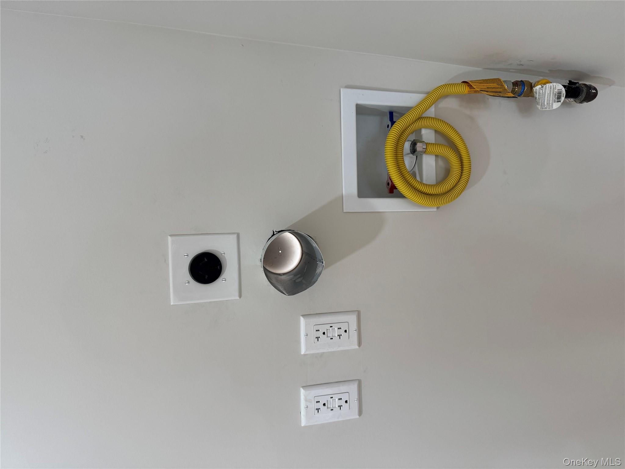 19445 Murdock Avenue, Saint Albans, NY 11412