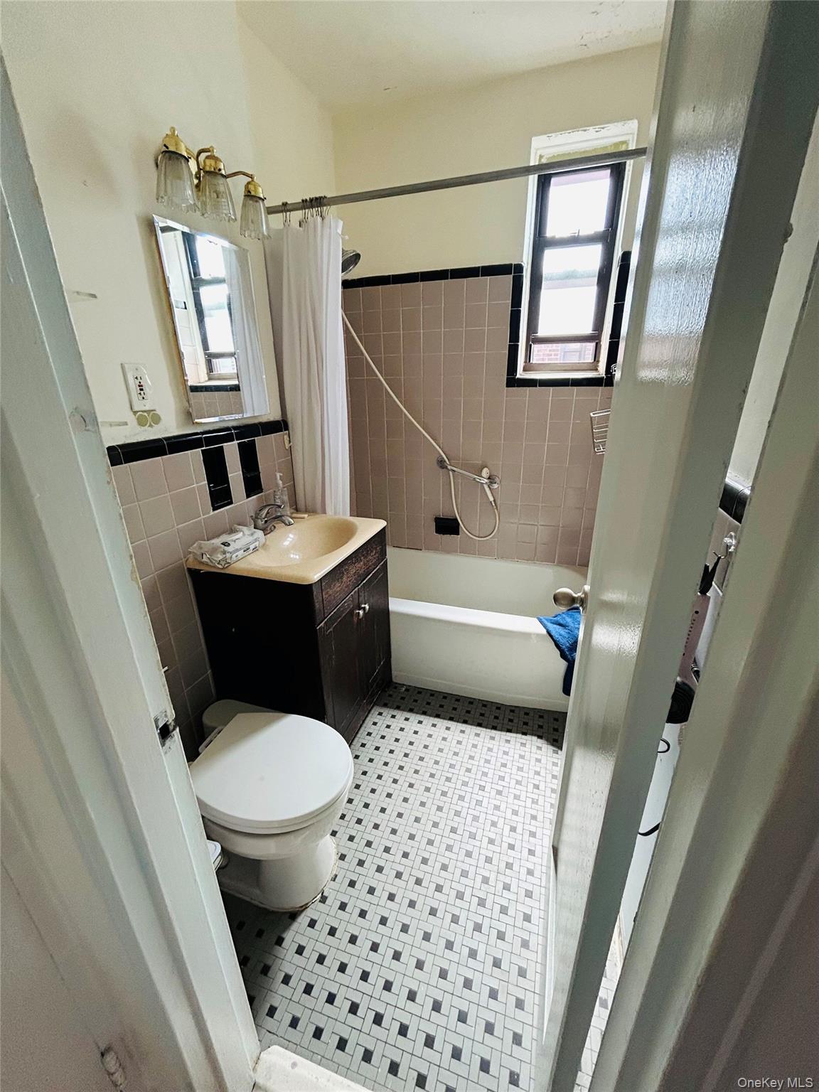 71-11 Yellowstone Boulevard # 5K, Forest Hills, NY 11375