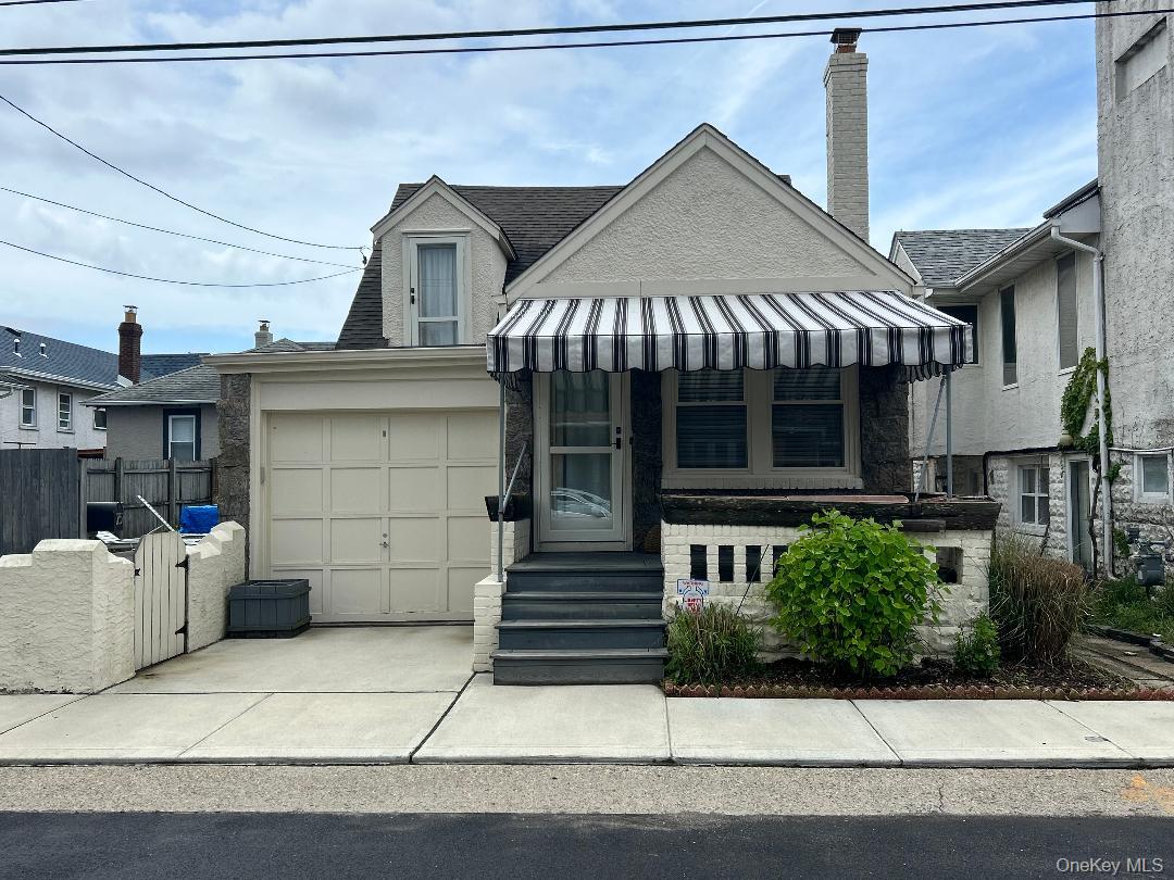 75 Mohawk Avenue, Long Beach, NY 11561