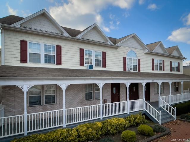 183 N Wellwood Avenue # 9, Lindenhurst, NY 11757