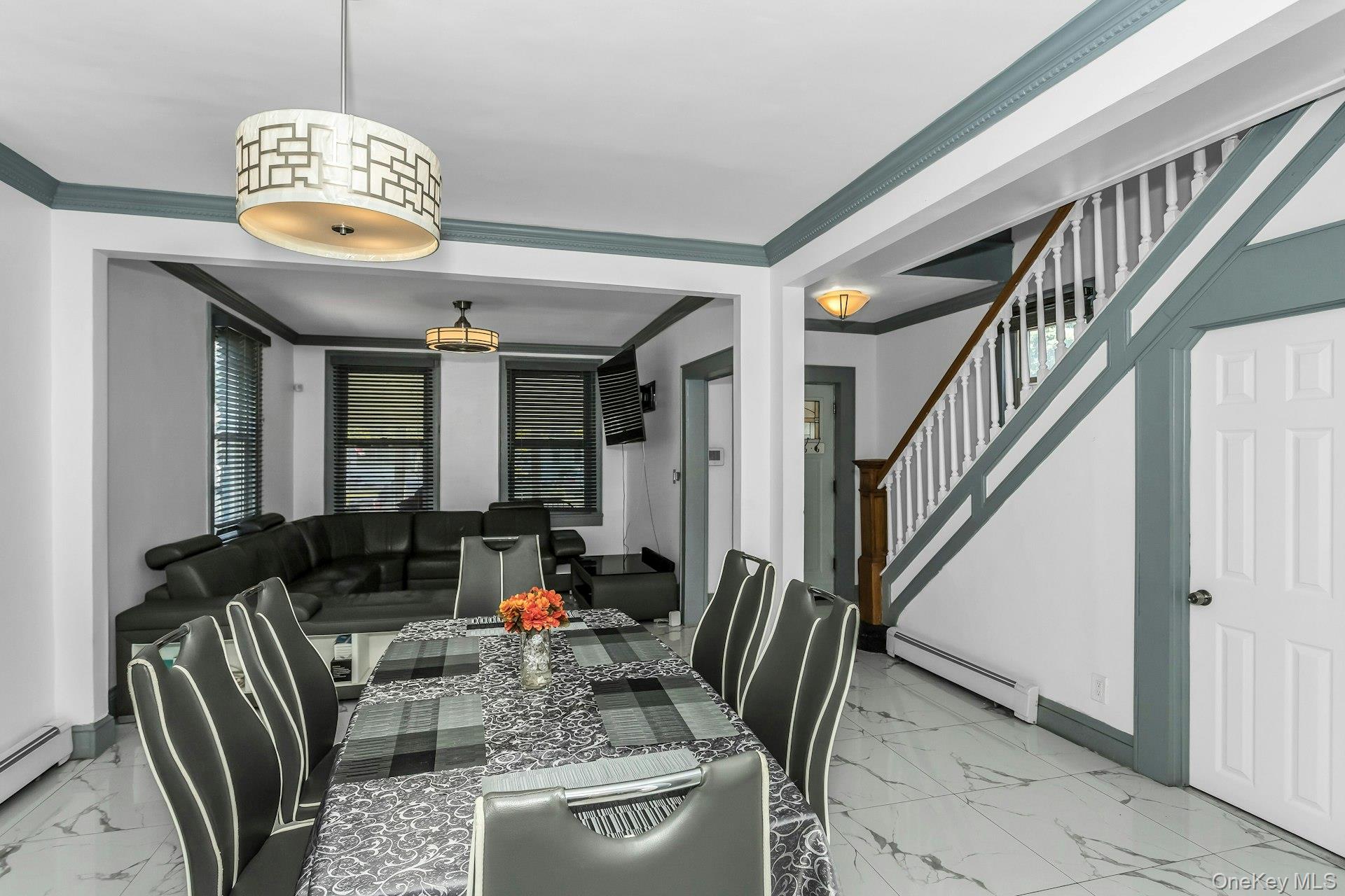 28 Lexington Avenue, Freeport, NY 11520