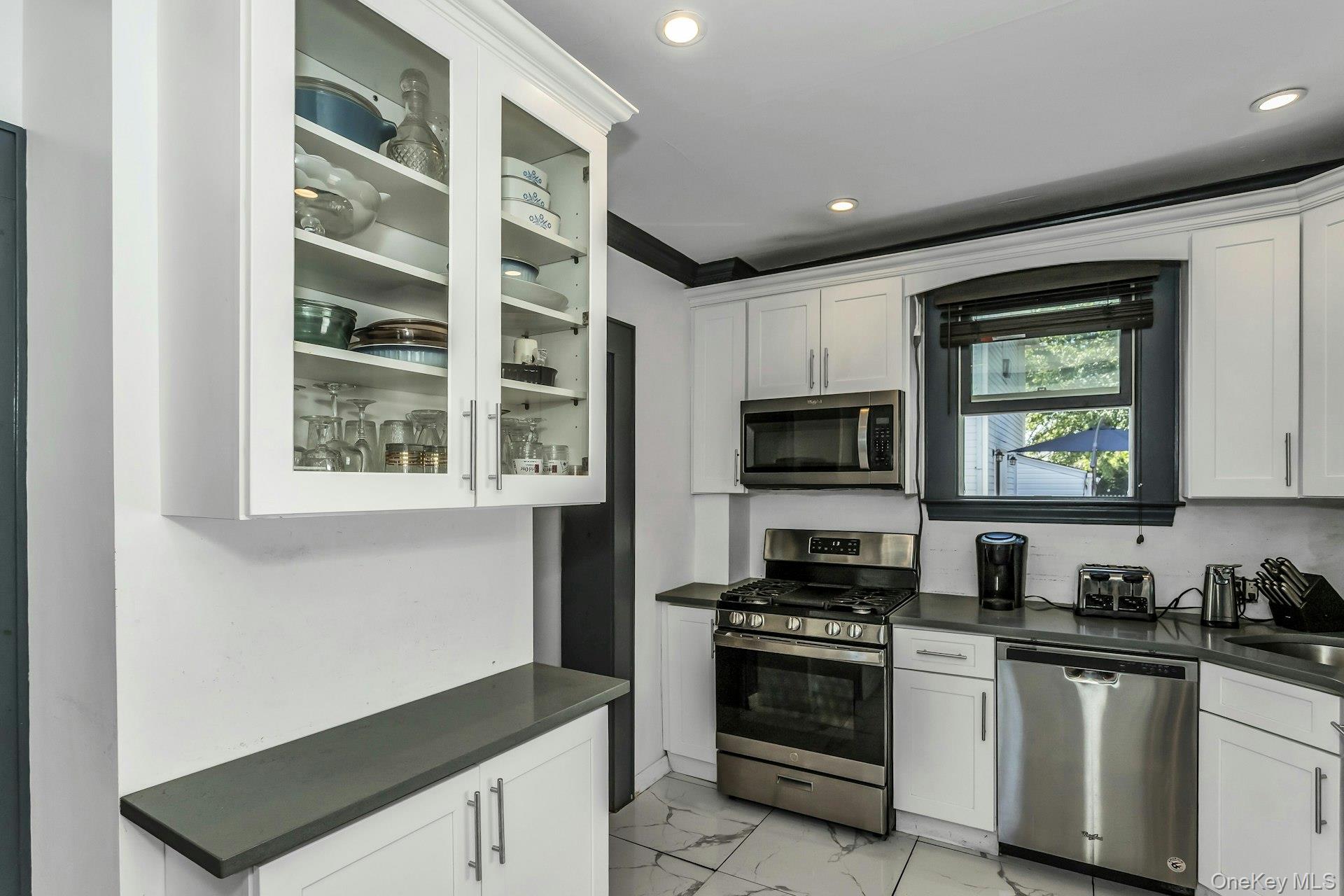 28 Lexington Avenue, Freeport, NY 11520