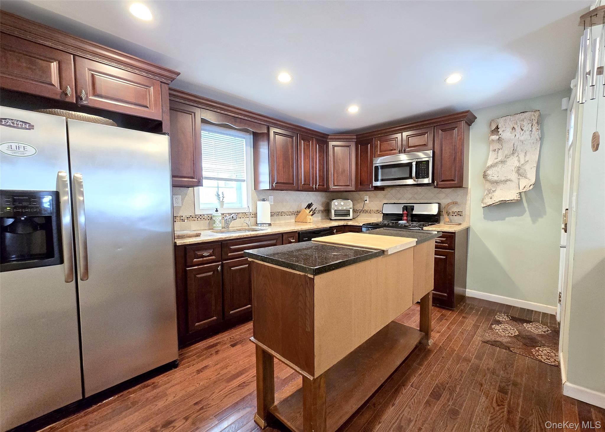 445 Clinton Avenue, Rockville Centre, NY 11570