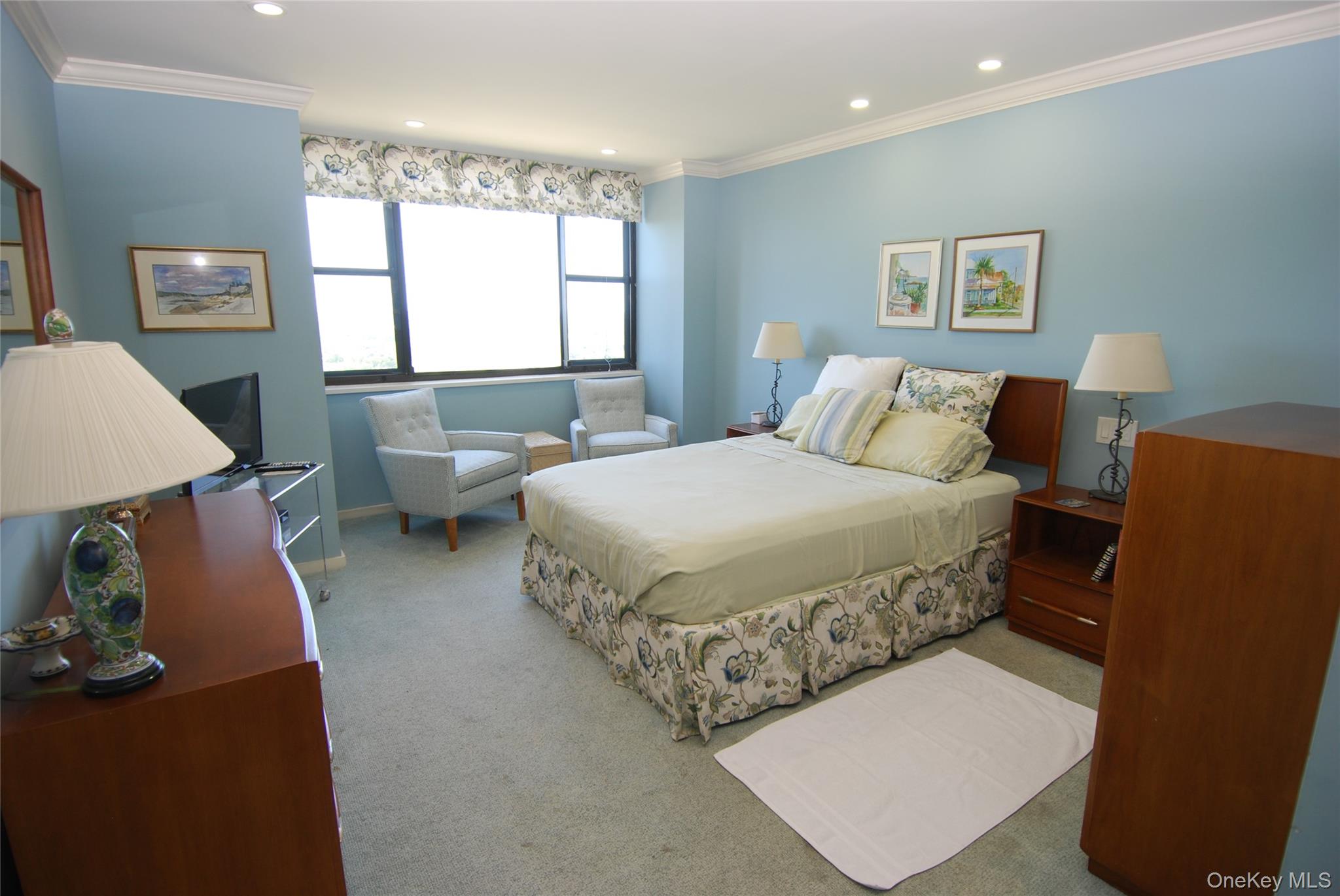 27010 Grand Central Parkway # 33G, Floral Park, NY 11005