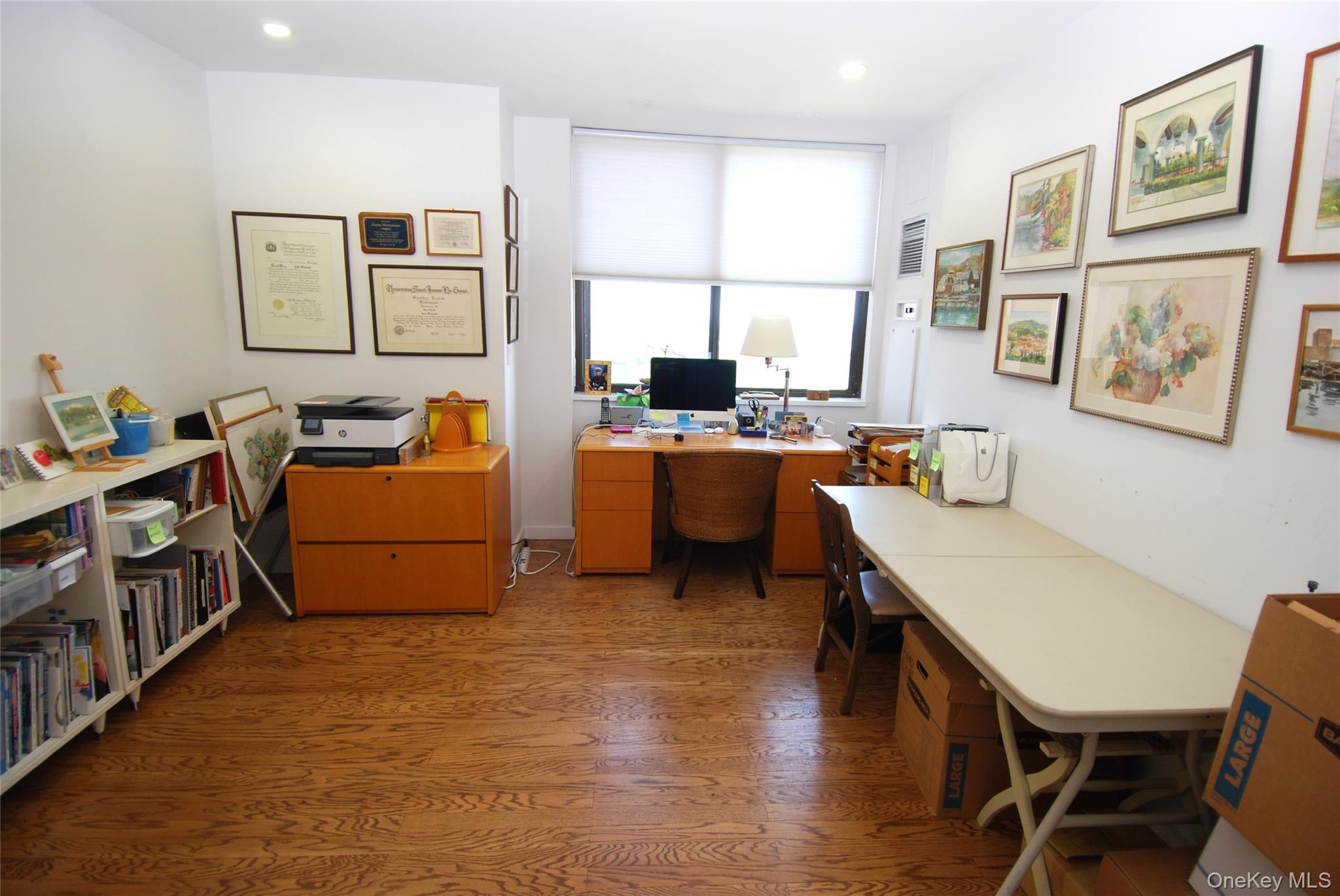 27010 Grand Central Parkway # 33G, Floral Park, NY 11005