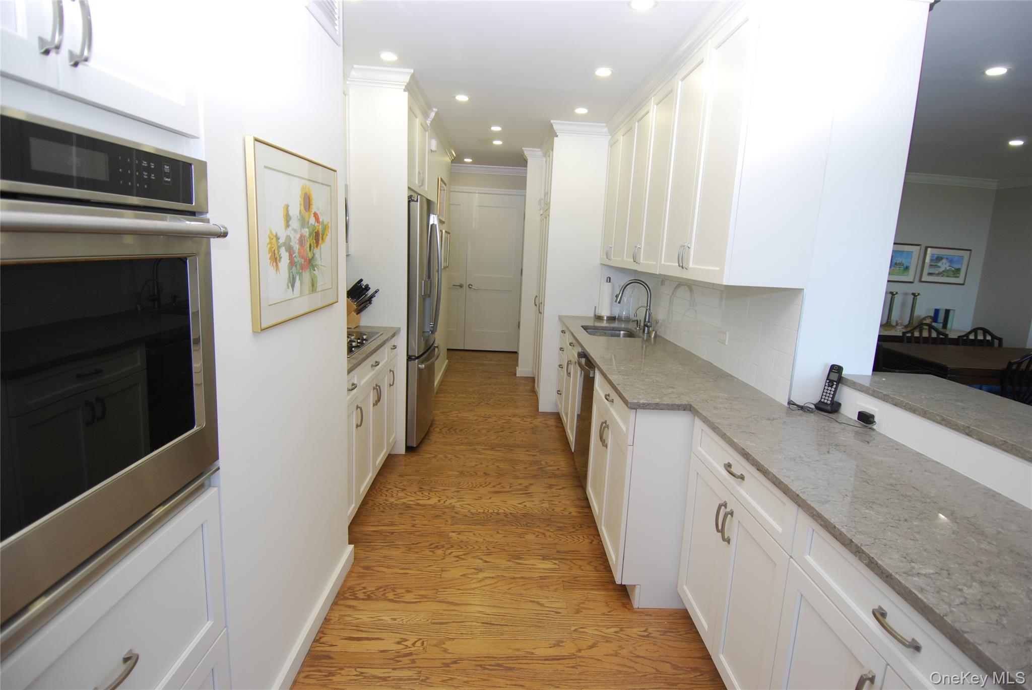 27010 Grand Central Parkway # 33G, Floral Park, NY 11005