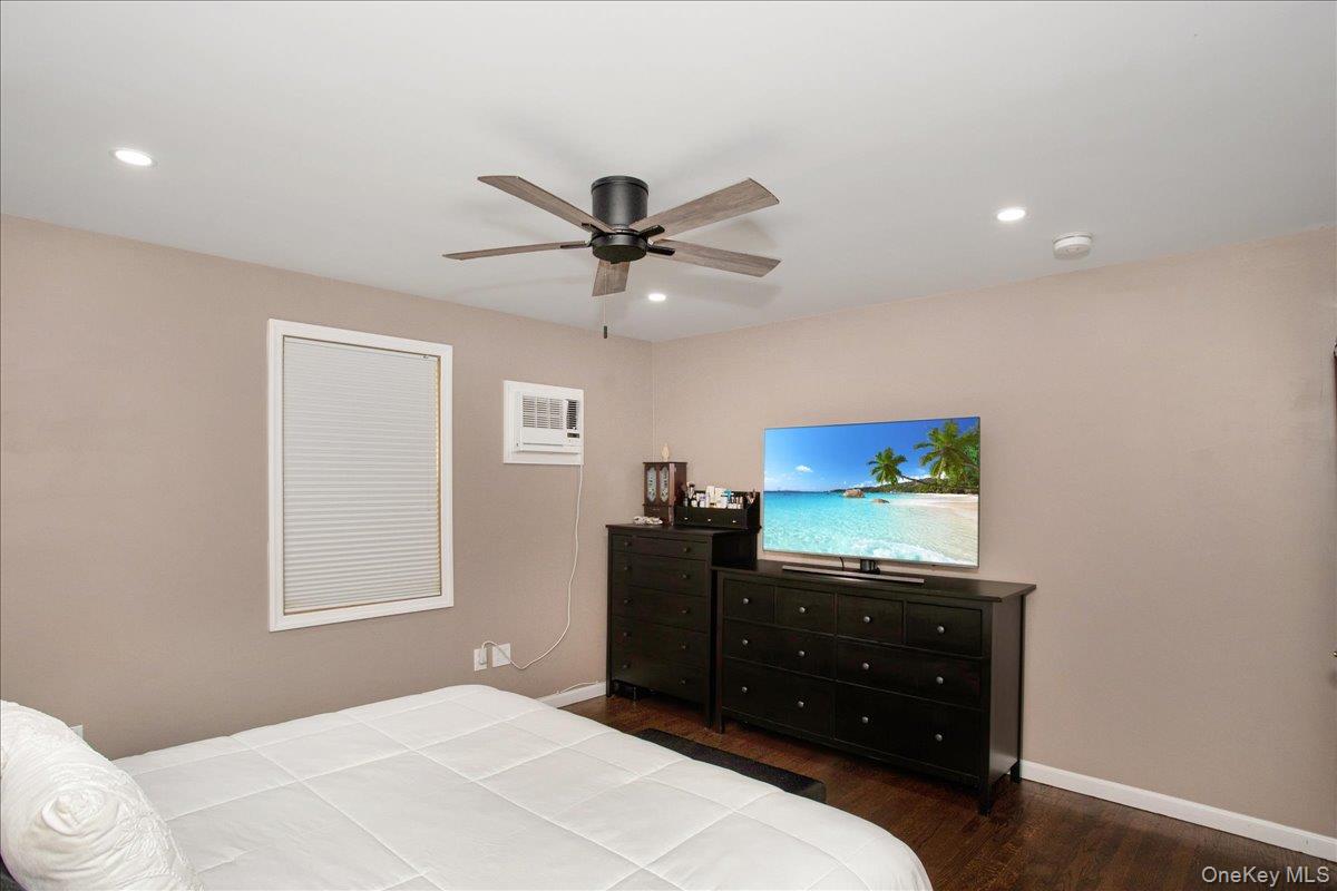 460 Maple Avenue, Patchogue, NY 11772