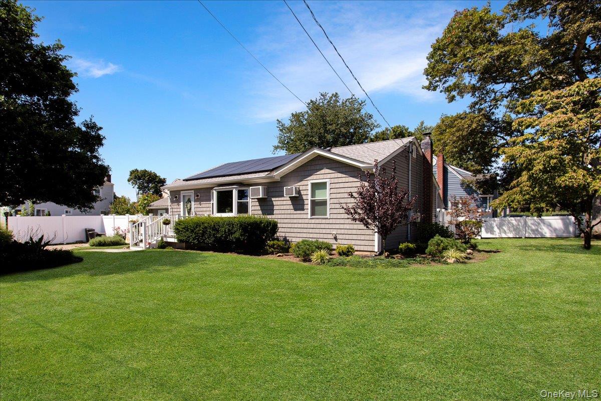 460 Maple Avenue, Patchogue, NY 11772