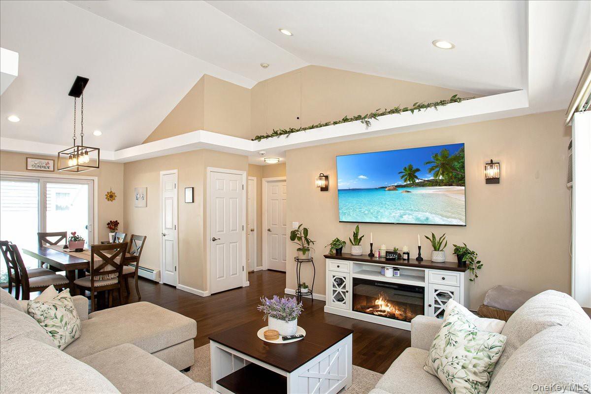 460 Maple Avenue, Patchogue, NY 11772