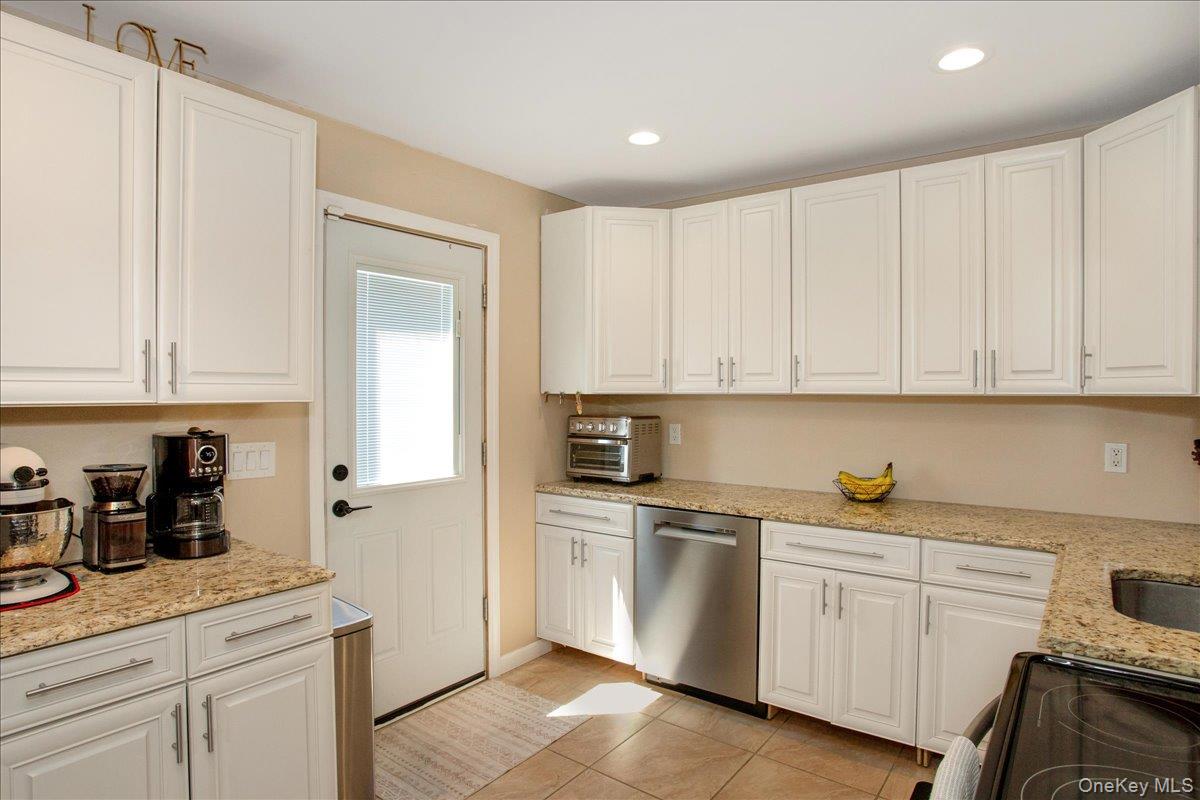 460 Maple Avenue, Patchogue, NY 11772