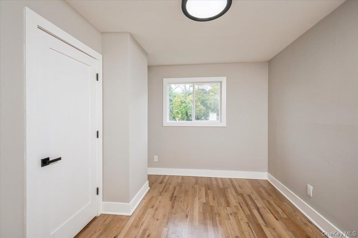 2 Ravenwood Drive, Kings Park, NY 11754