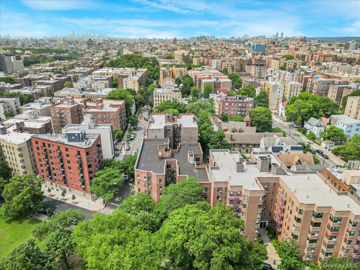 306 Mosholu Parkway S # 6K, Bronx, NY 10458