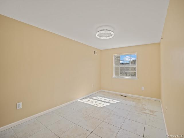 109 Heron Ln Lane # 447, Bronx, NY 10473