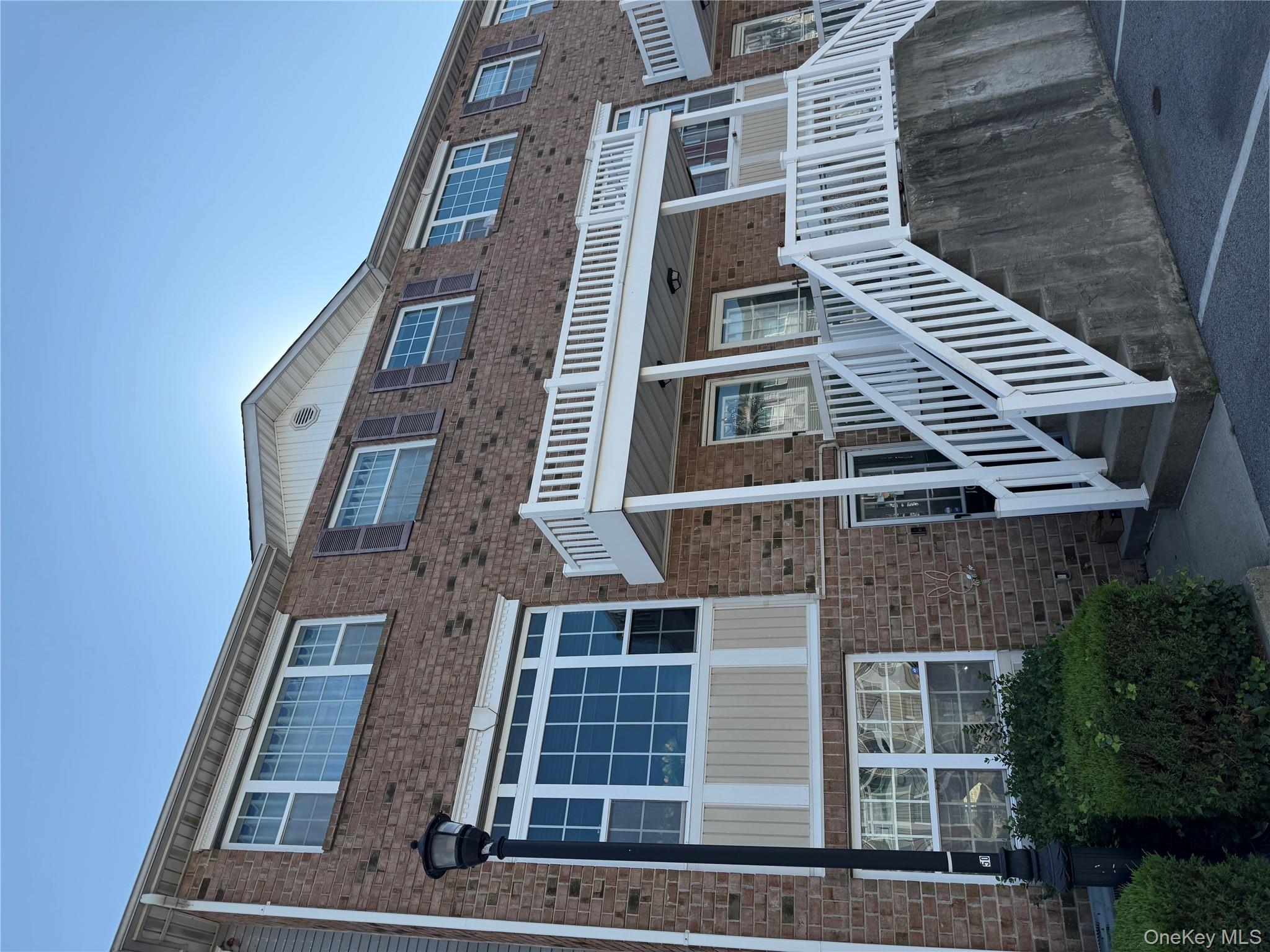 109 Heron Ln Lane # 447, Bronx, NY 10473