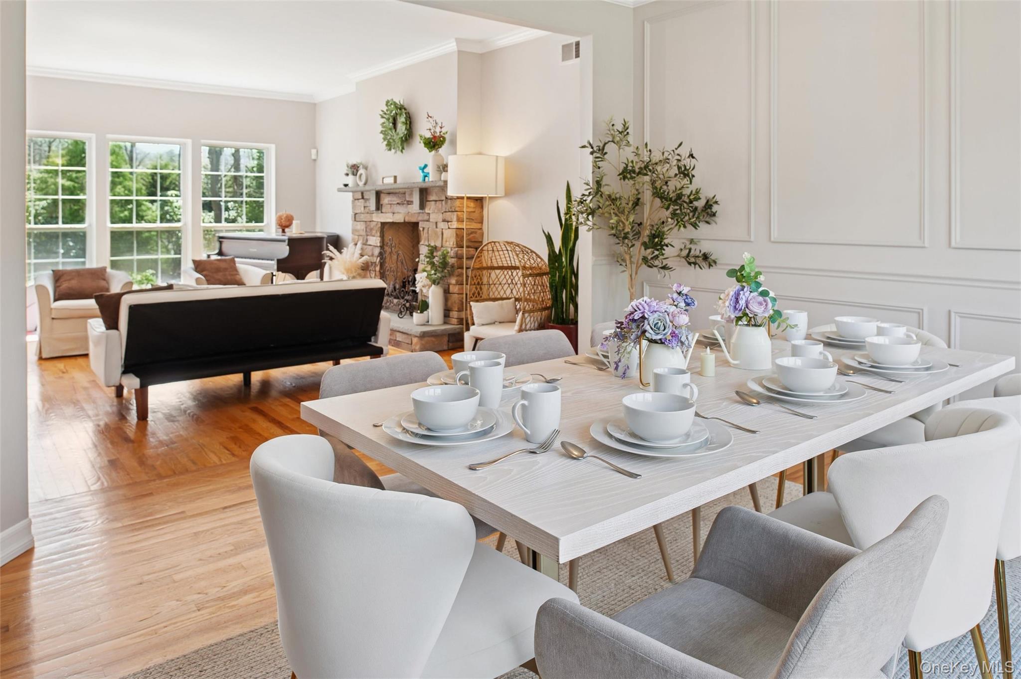 39 Hollow Lane, Westhampton, NY 11977