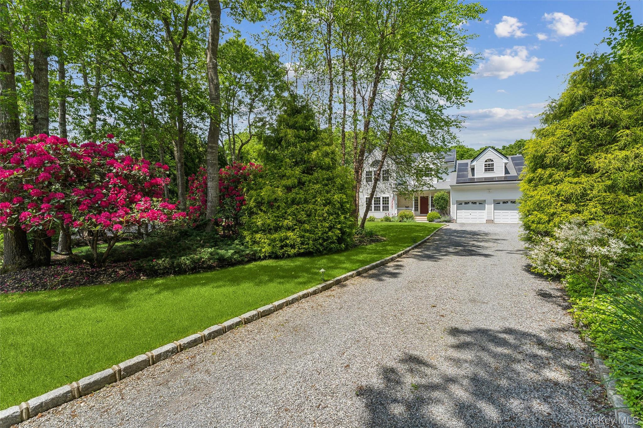 39 Hollow Lane, Westhampton, NY 11977