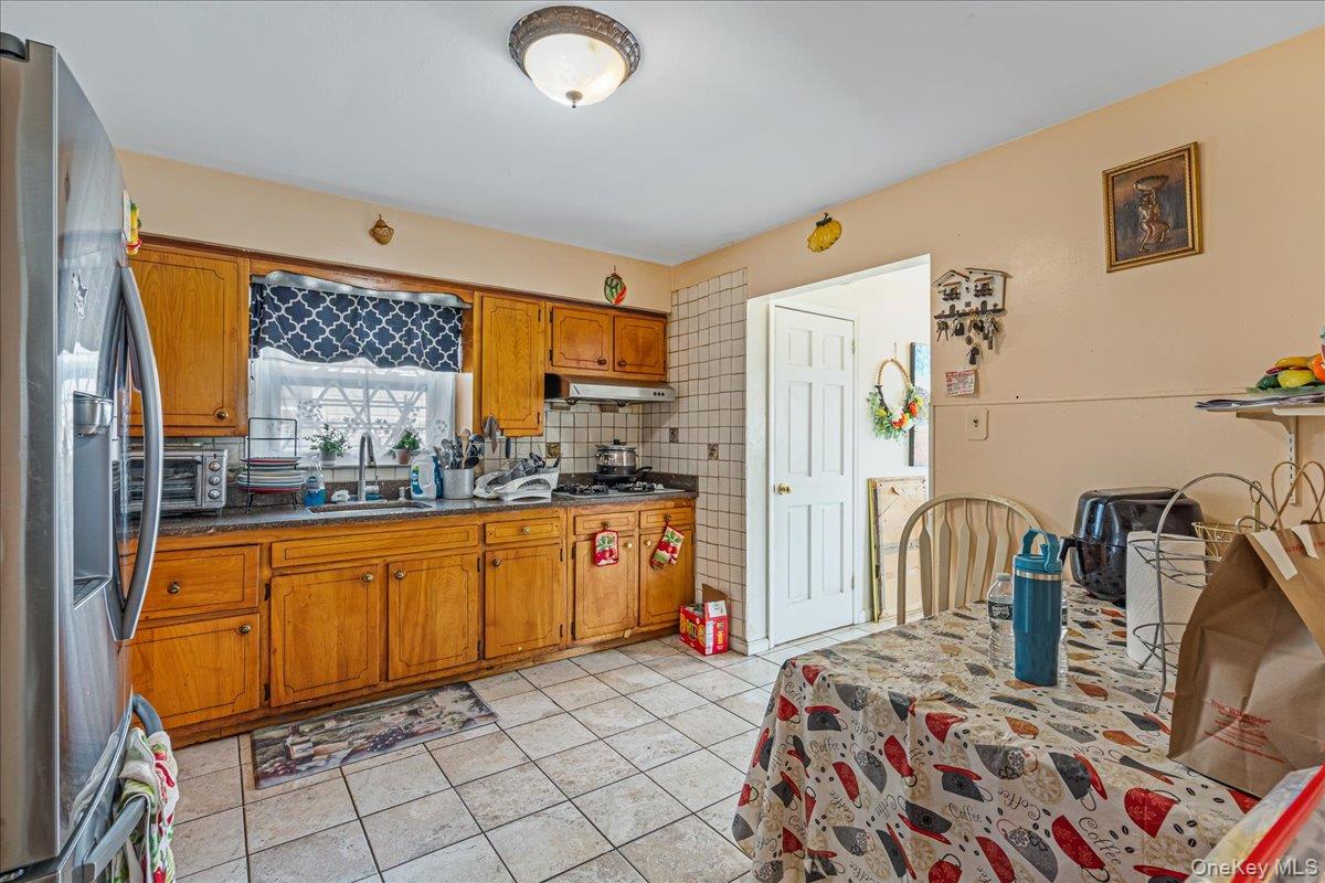 14426 229th Street, Springfield Gardens, NY 11413