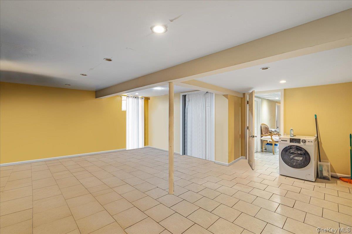 14426 229th Street, Springfield Gardens, NY 11413