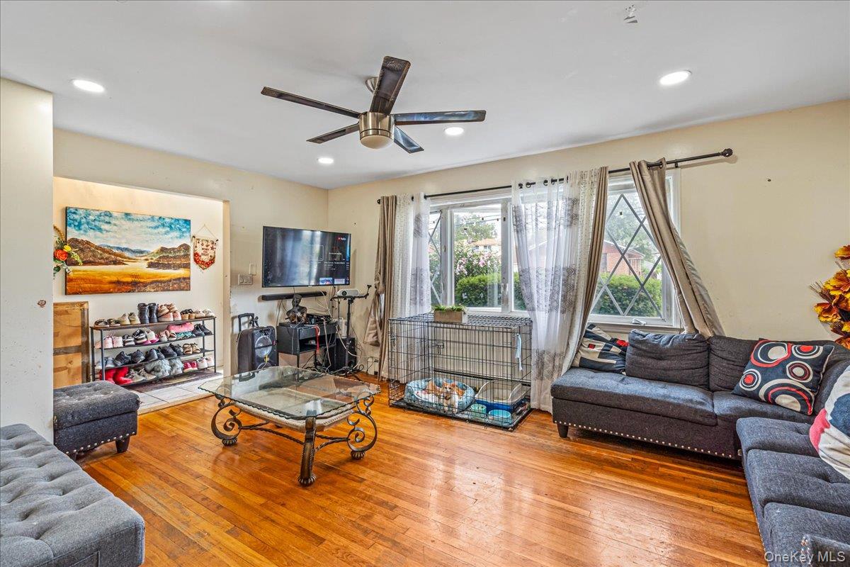 14426 229th Street, Springfield Gardens, NY 11413