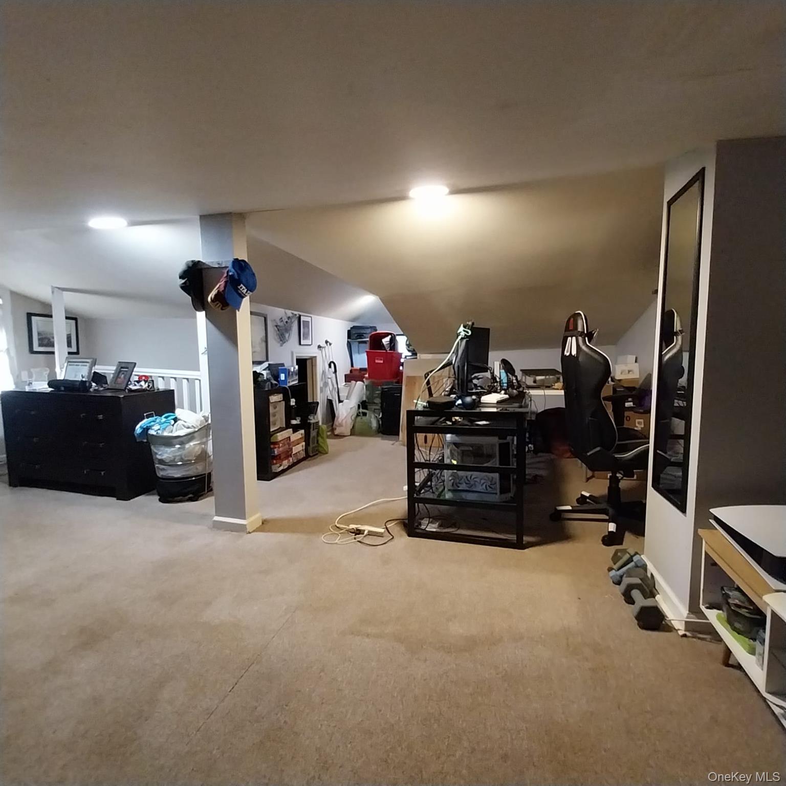 230 E New York Avenue, Valley Stream, NY 11580