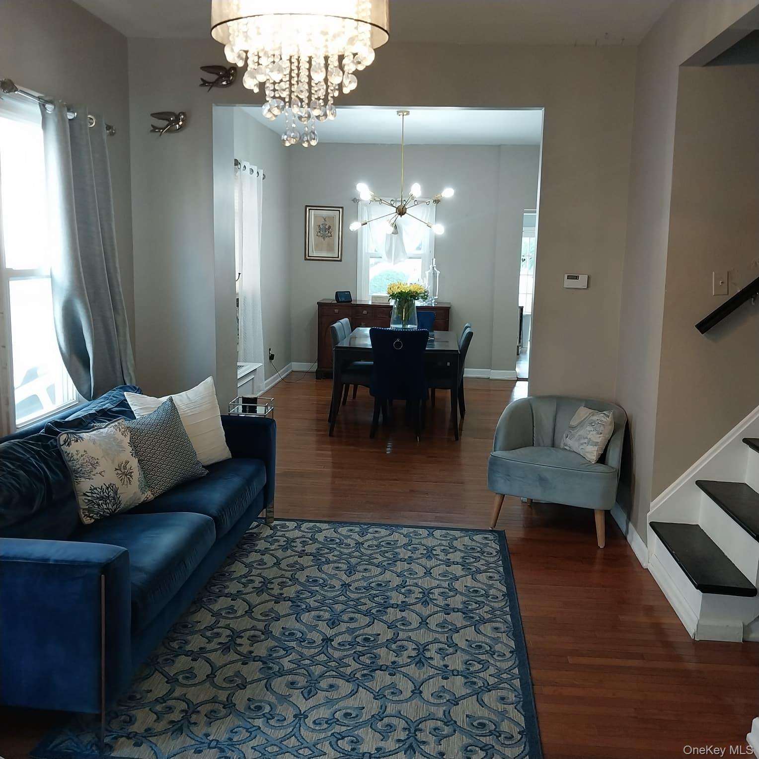 230 E New York Avenue, Valley Stream, NY 11580