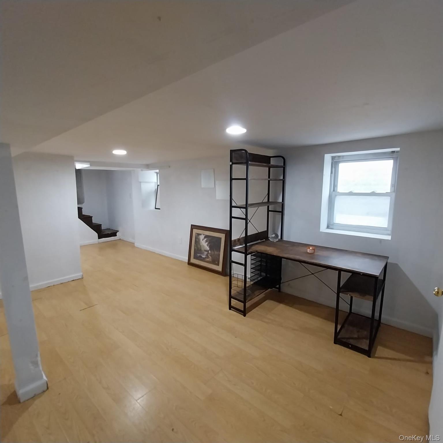 230 E New York Avenue, Valley Stream, NY 11580