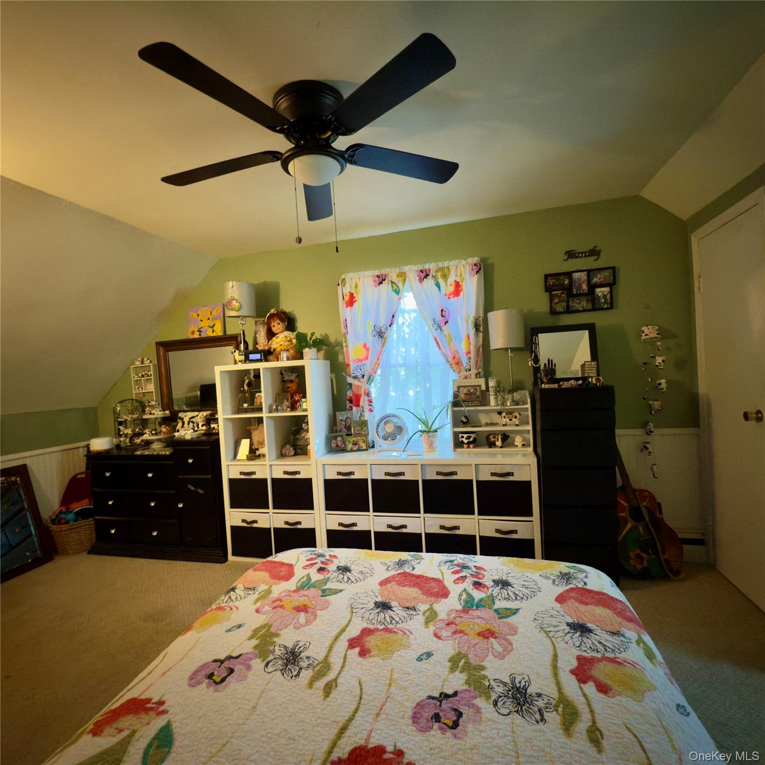 142 Maplewood Road, Huntington Station, NY 11746