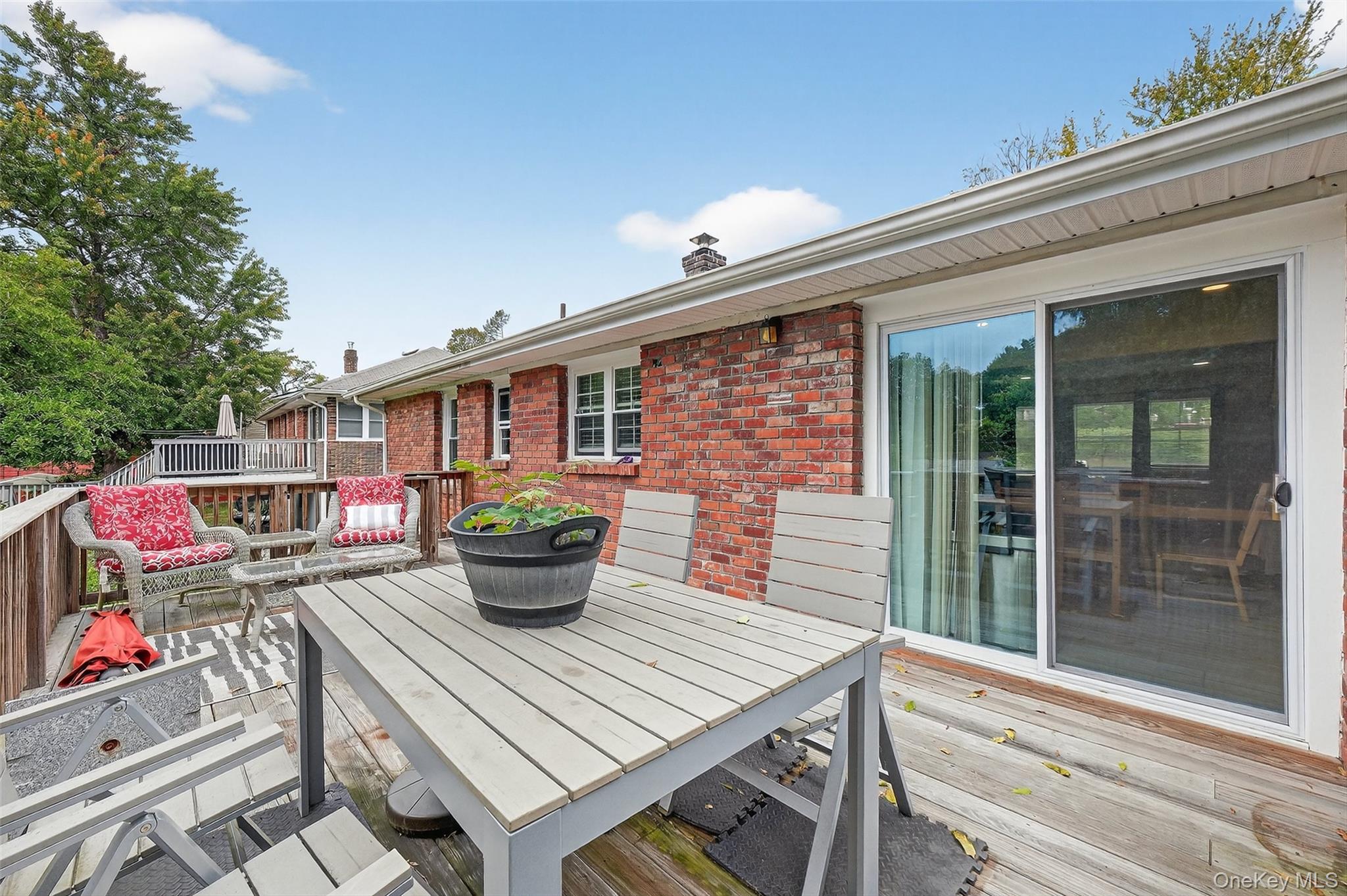 16 Faye Avenue, New Windsor, NY 12553