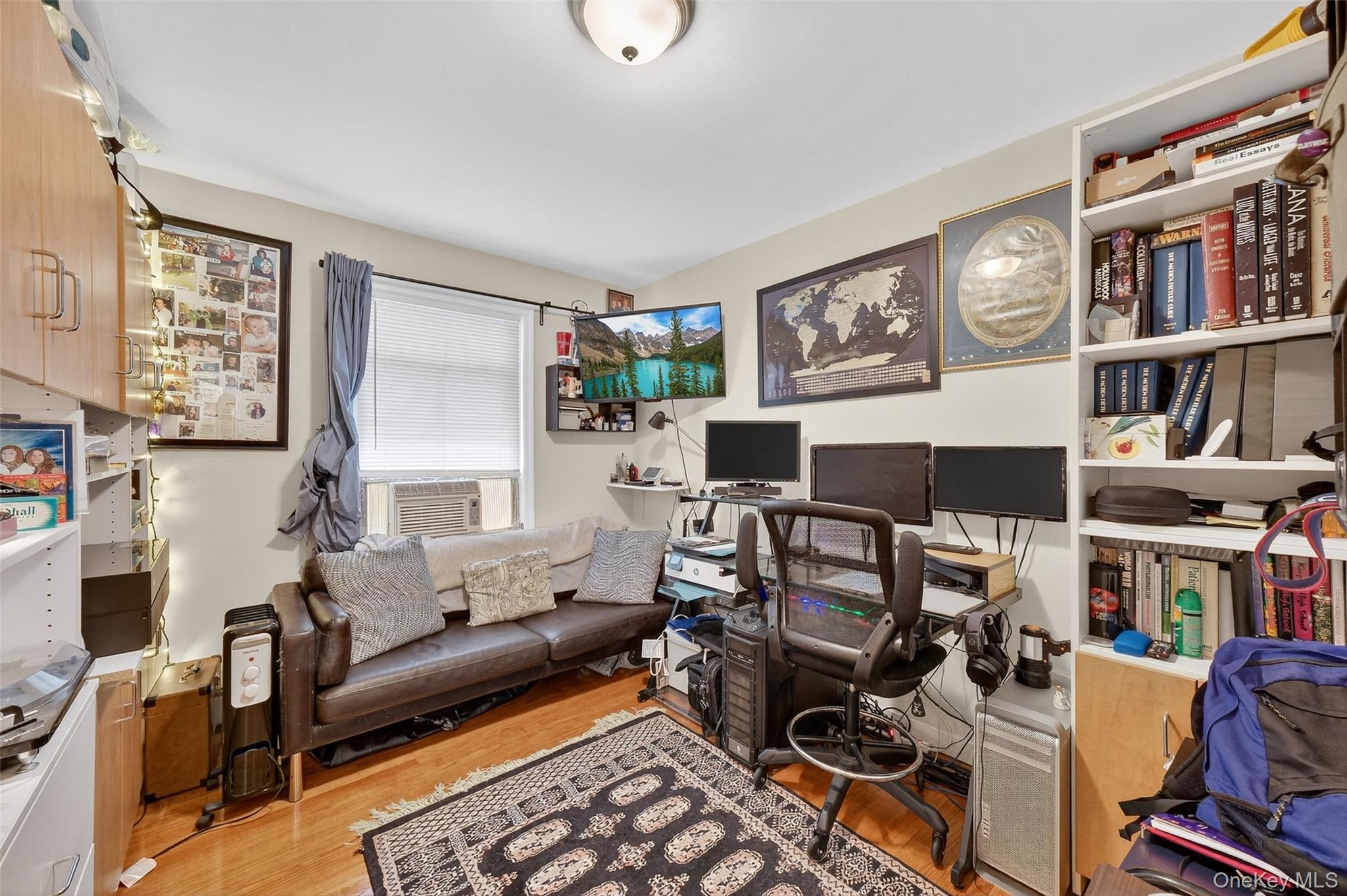 16 Faye Avenue, New Windsor, NY 12553