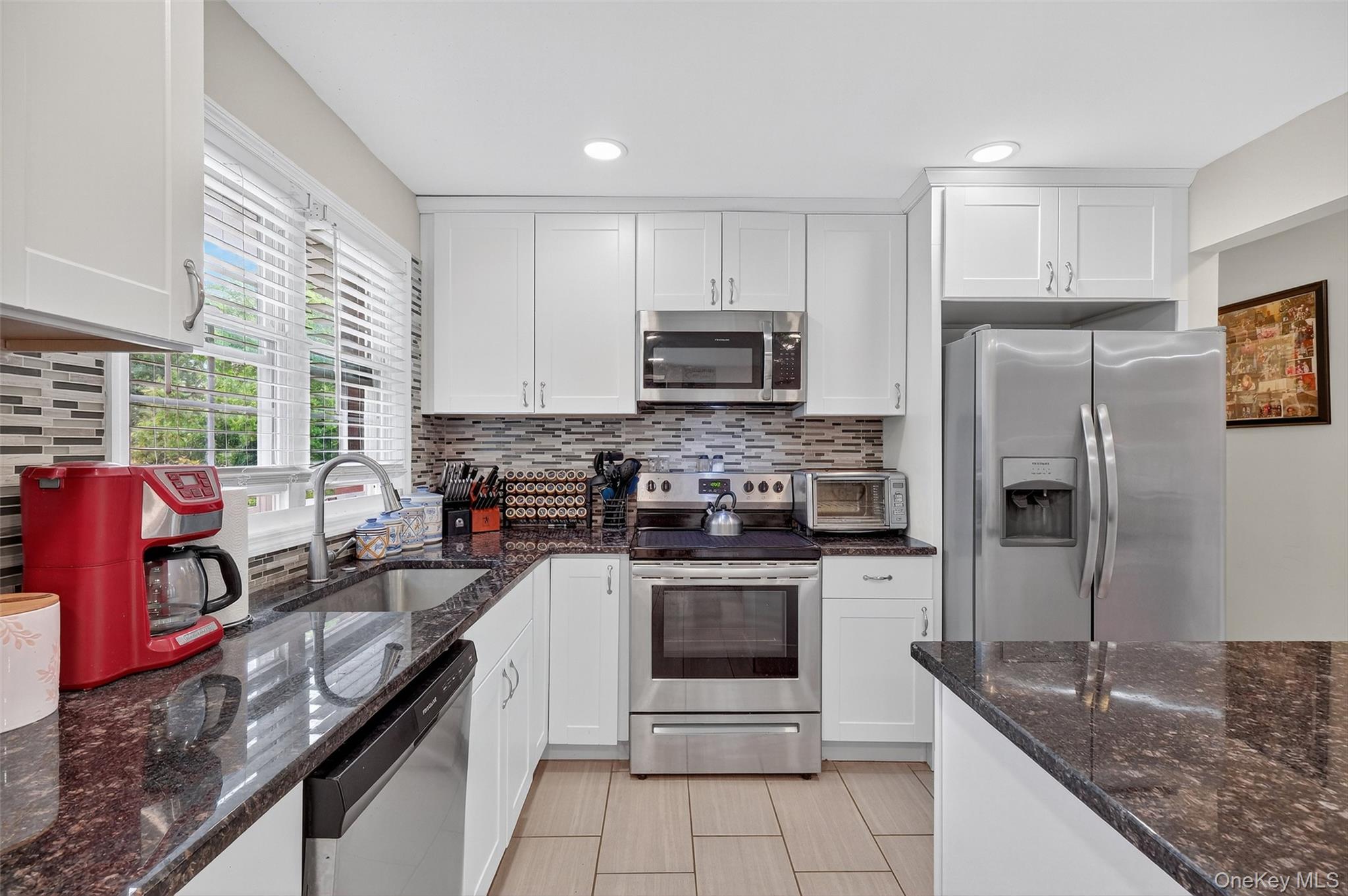 16 Faye Avenue, New Windsor, NY 12553