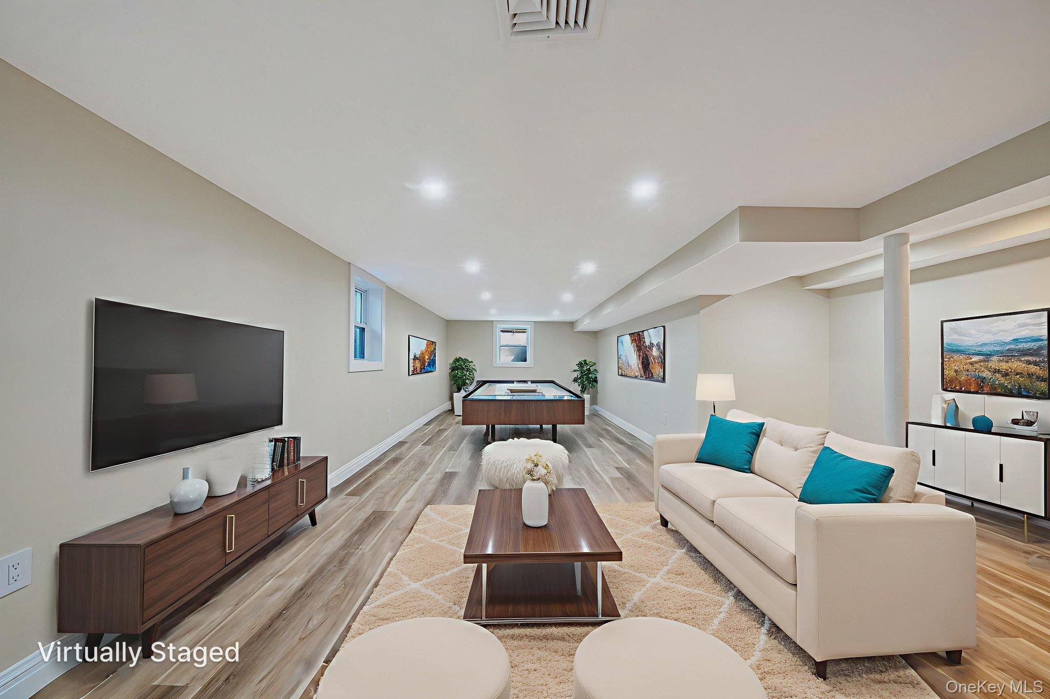 210 Roxbury Road, Garden City, NY 11530