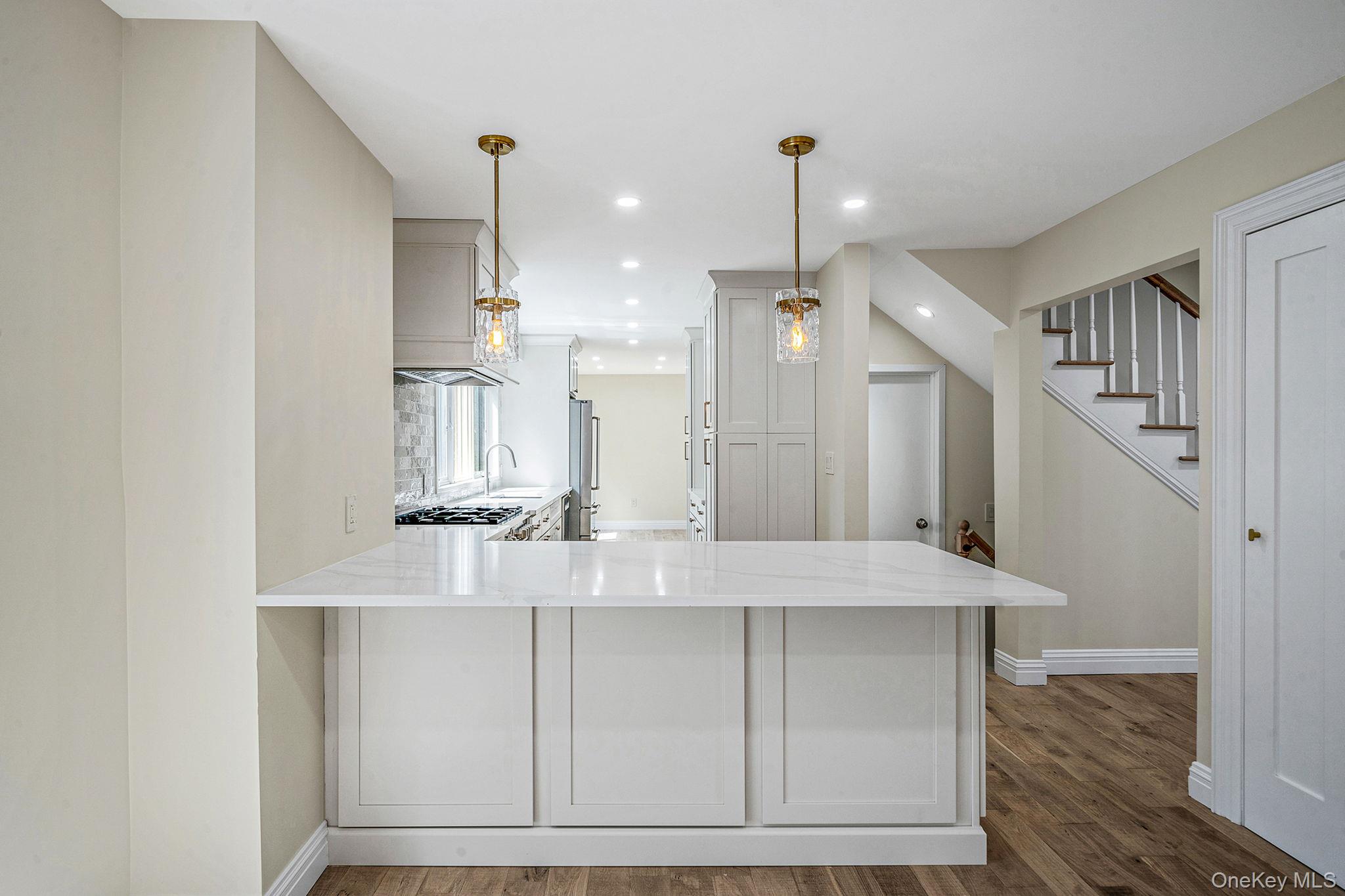 210 Roxbury Road, Garden City, NY 11530