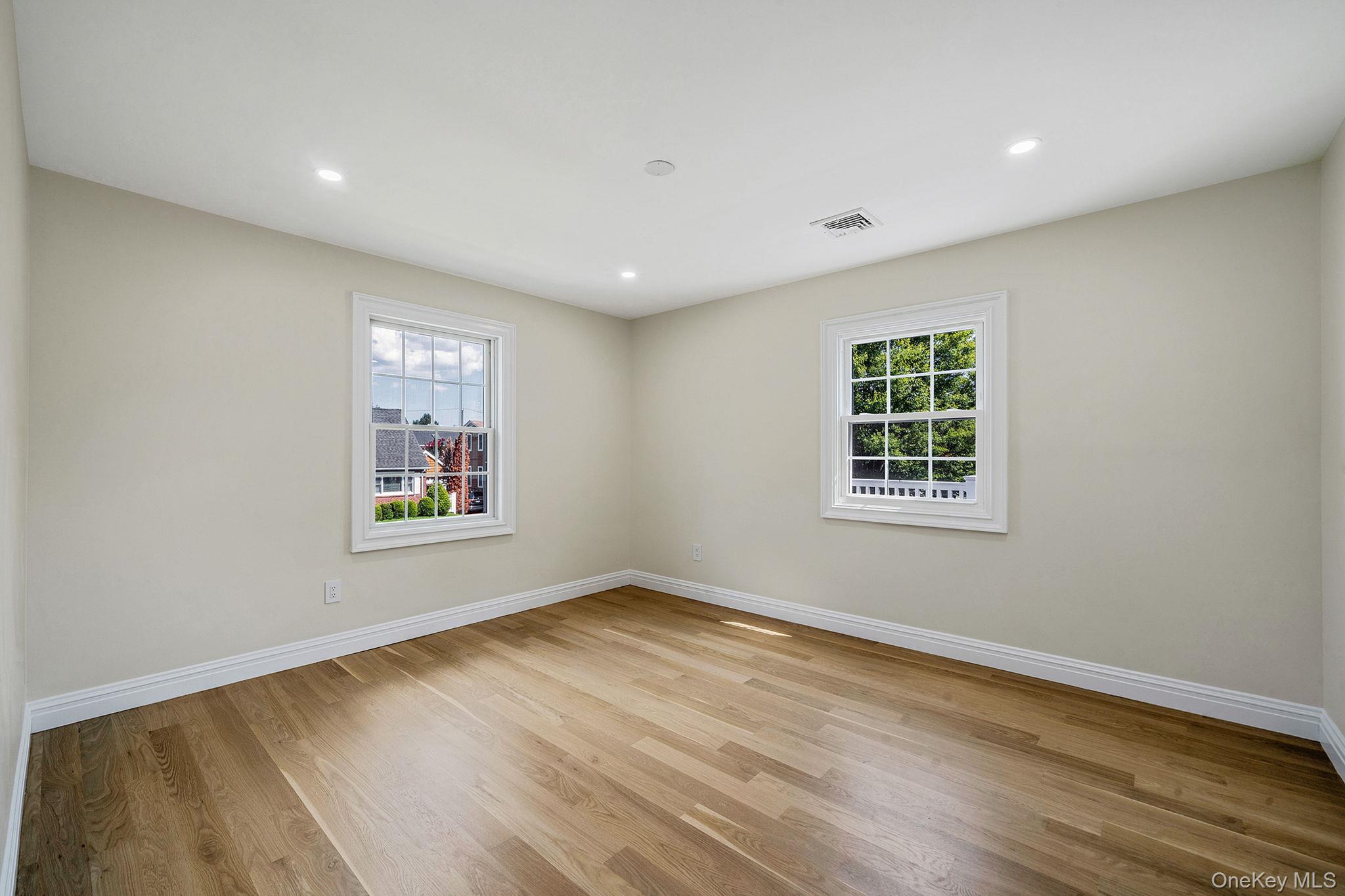 210 Roxbury Road, Garden City, NY 11530