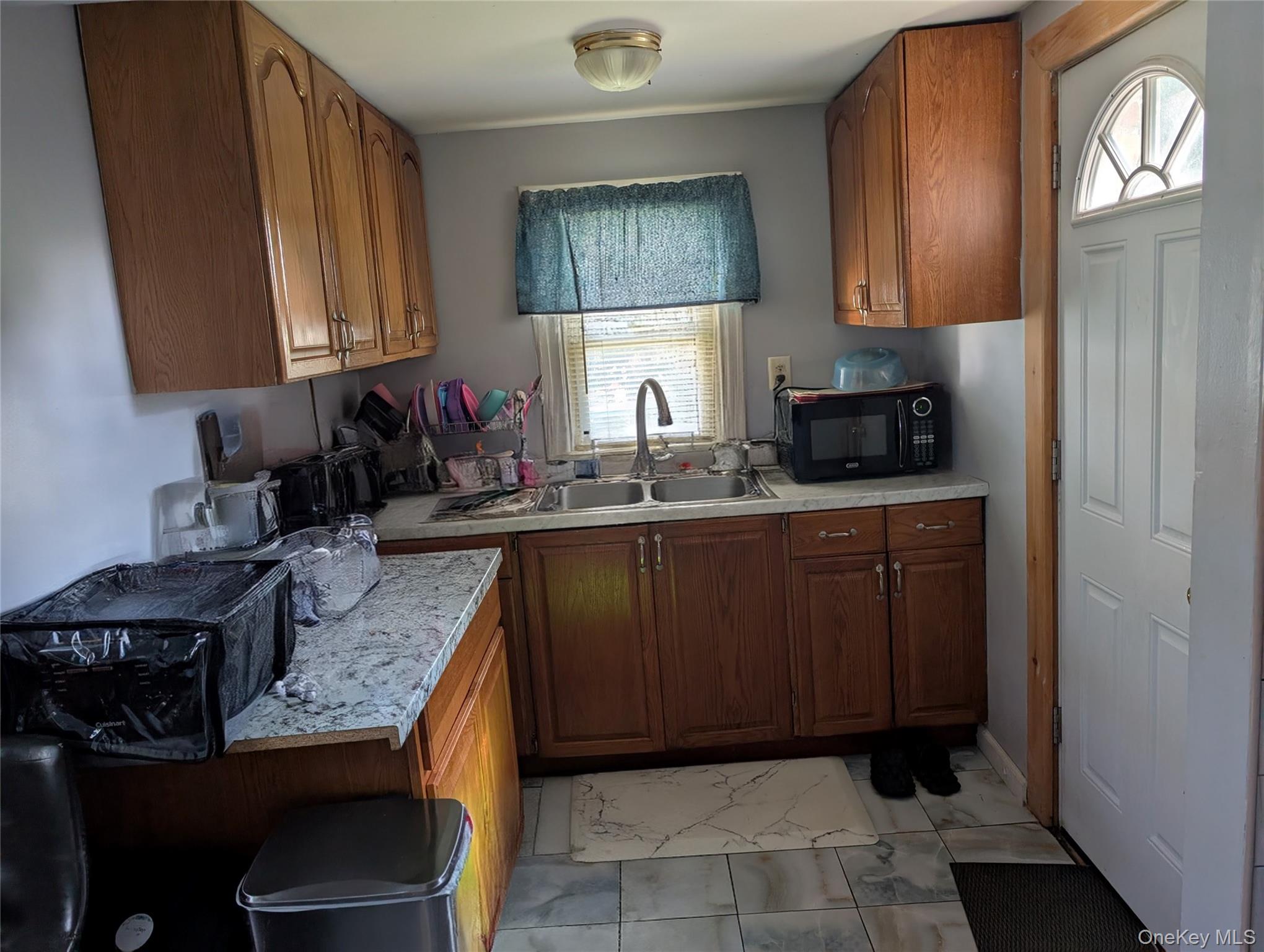 186 Westbury Boulevard, Hempstead, NY 11550