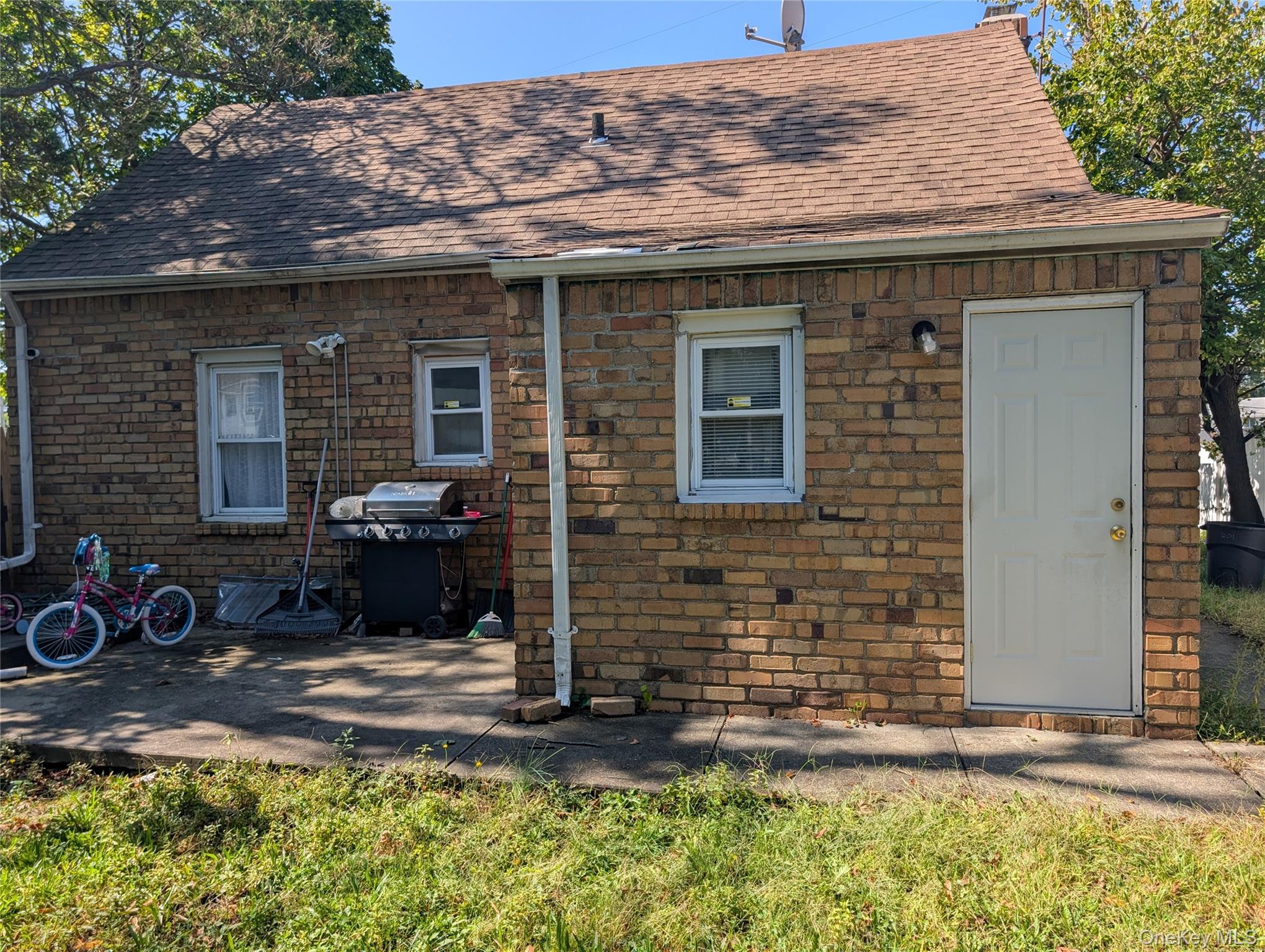 186 Westbury Boulevard, Hempstead, NY 11550