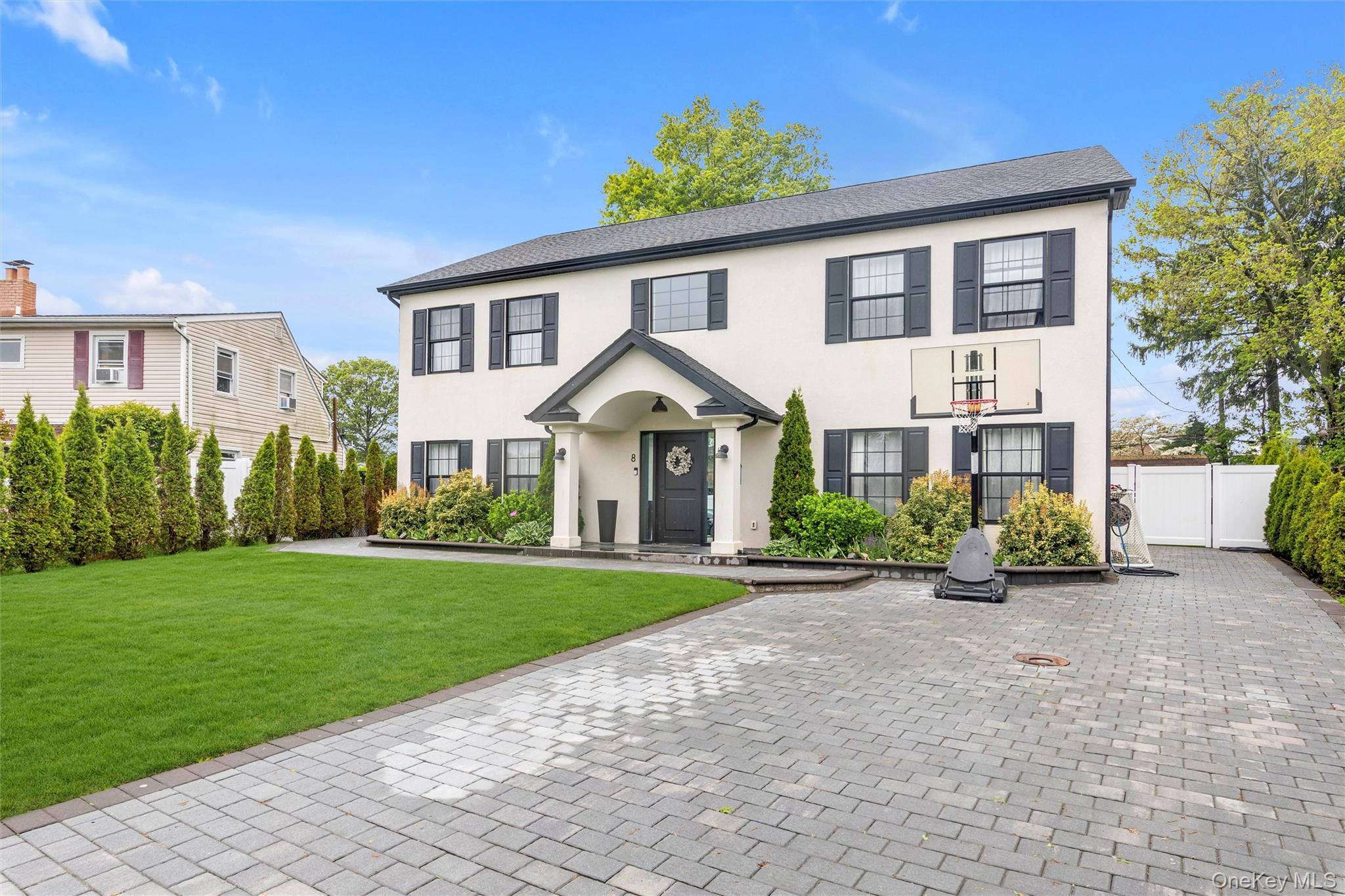 8 Family Lane, Levittown, NY 11756