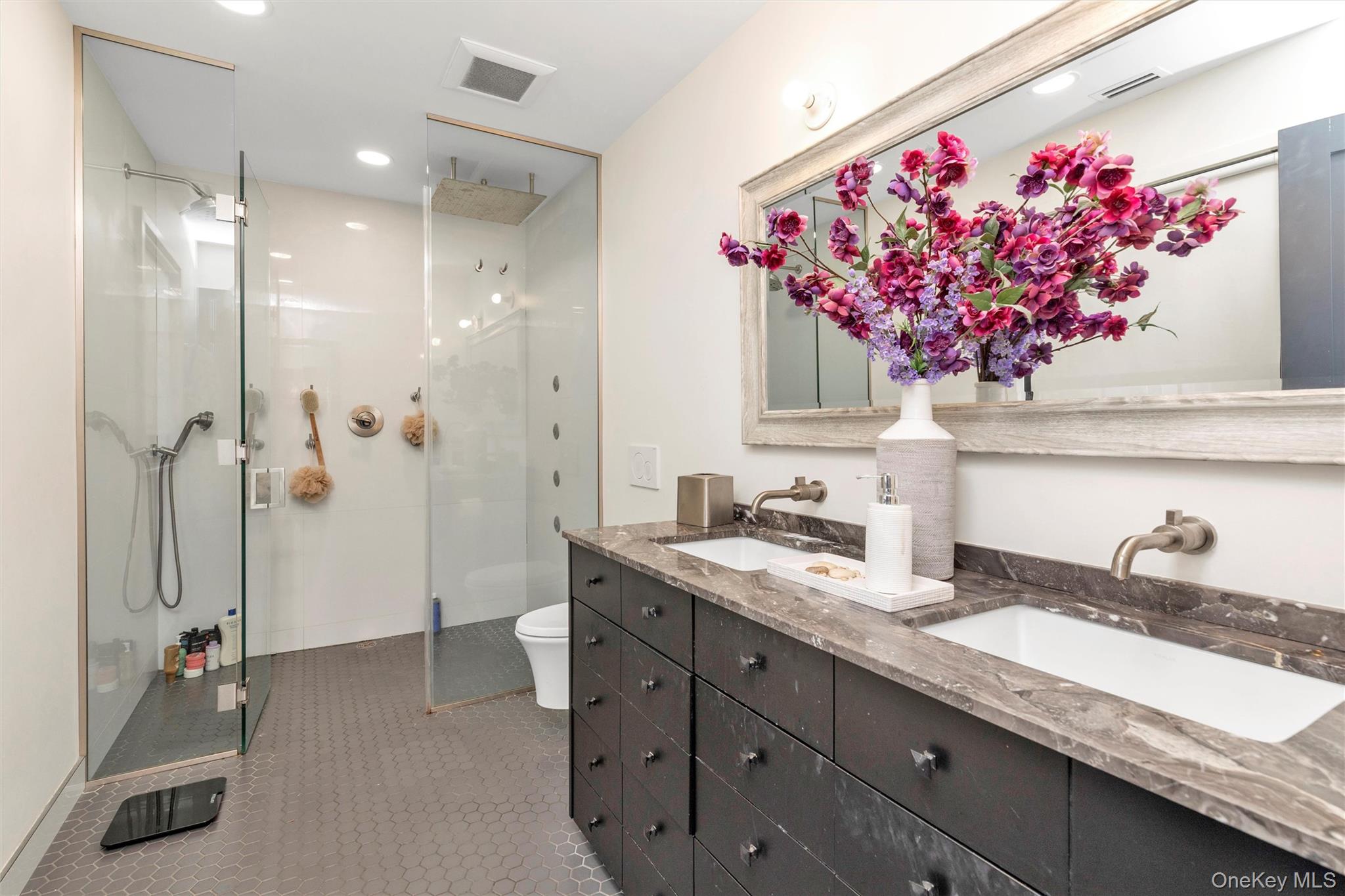 8 Family Lane, Levittown, NY 11756