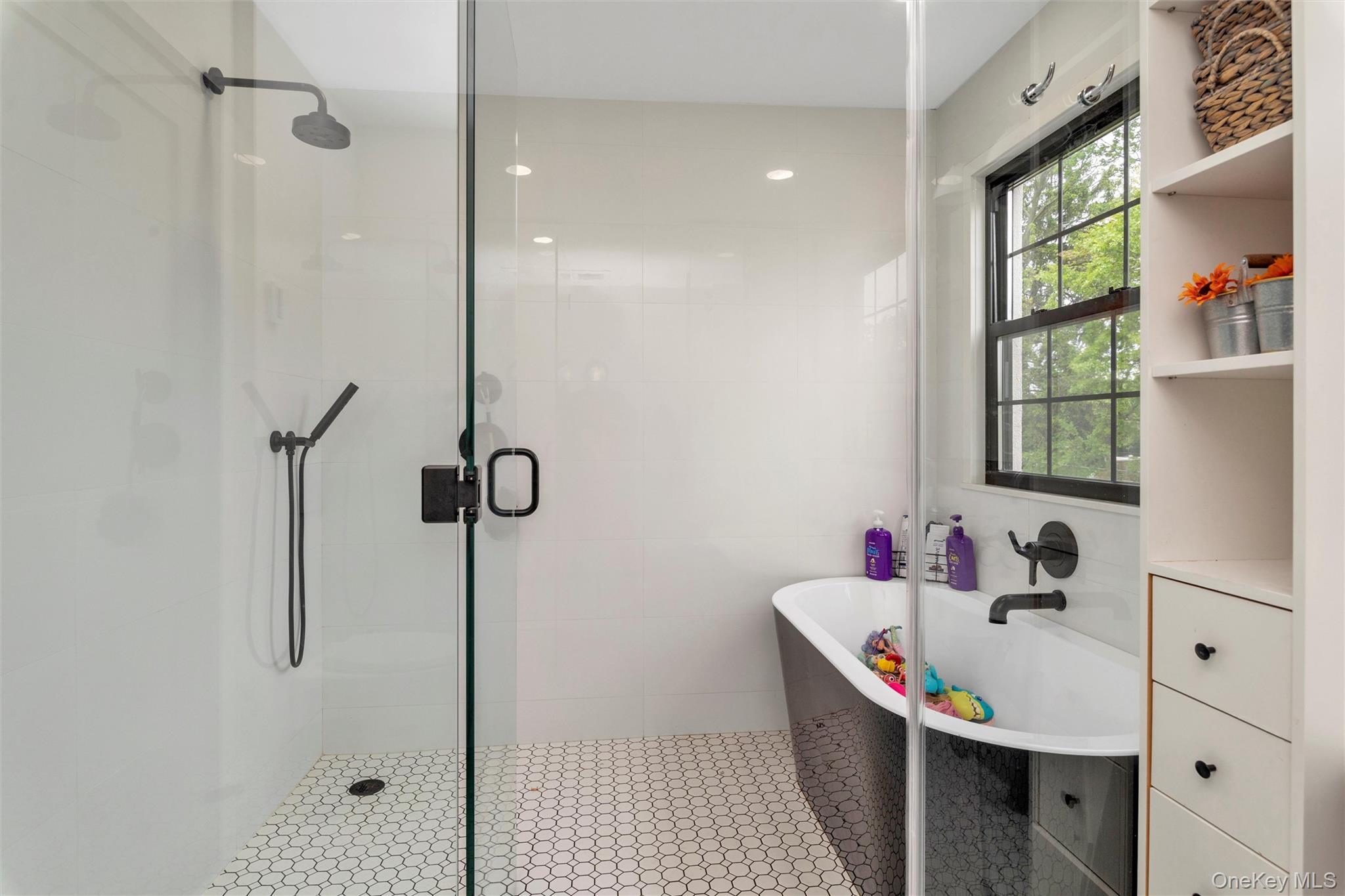 8 Family Lane, Levittown, NY 11756