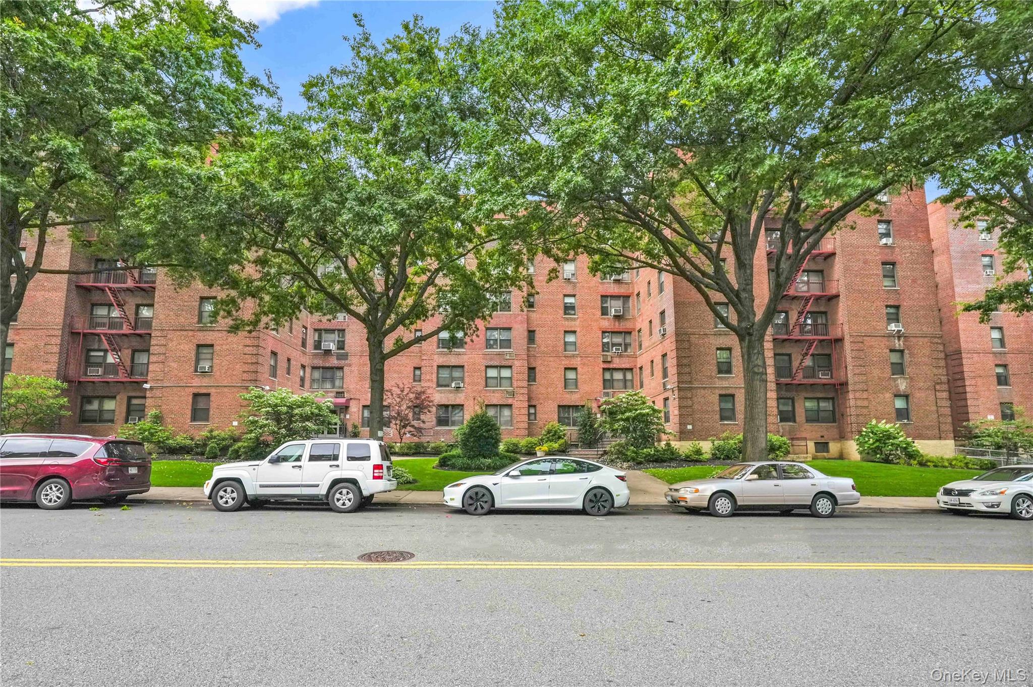 142-21 26th Avenue # 4F, Flushing, NY 11354
