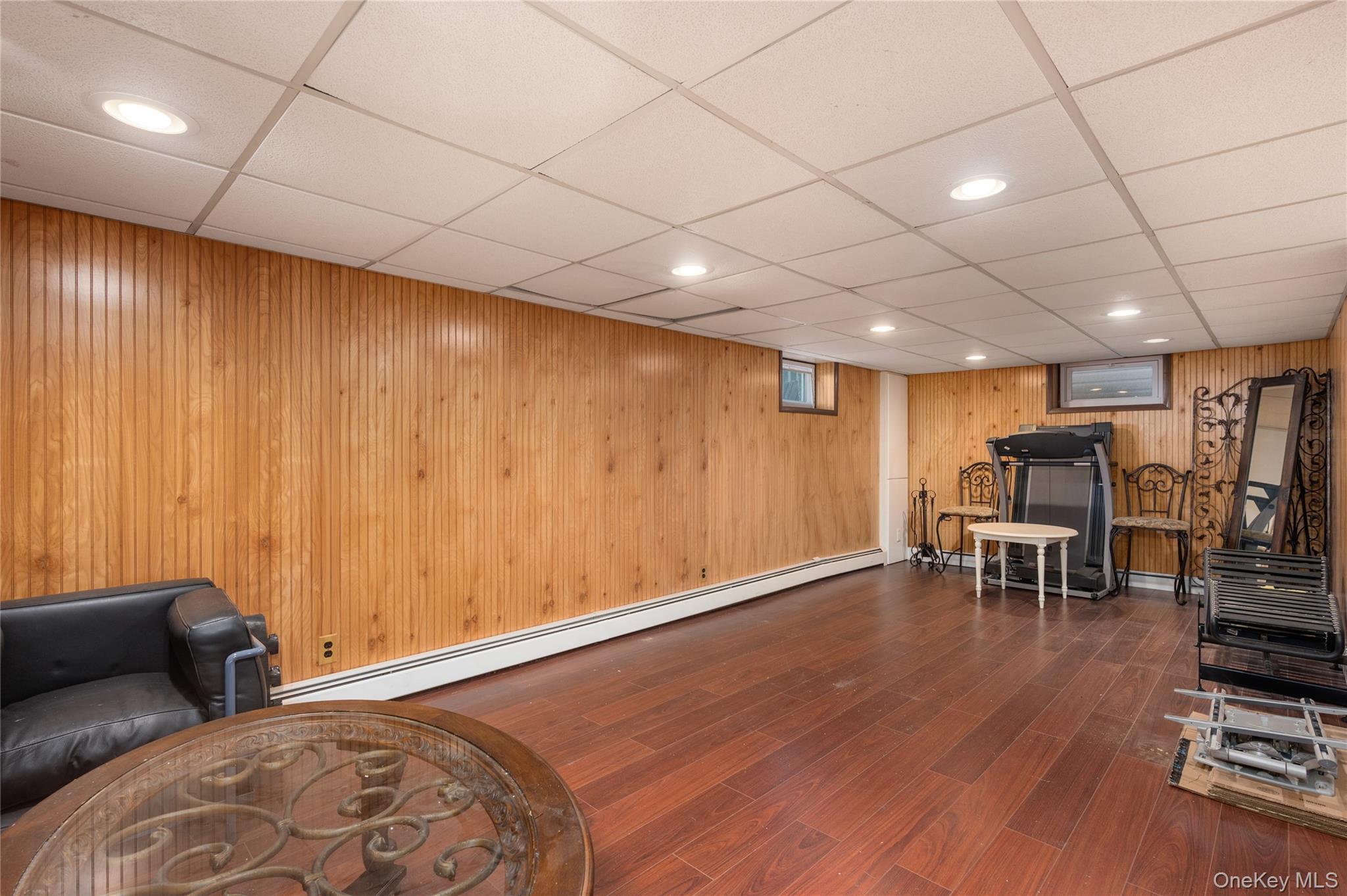 930 W Shelley Road, Bellmore, NY 11710