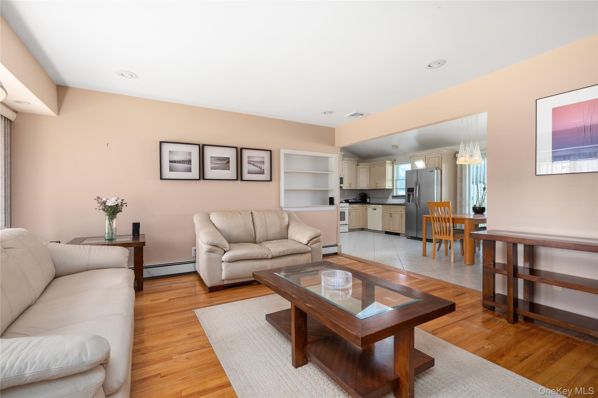 930 W Shelley Road, Bellmore, NY 11710