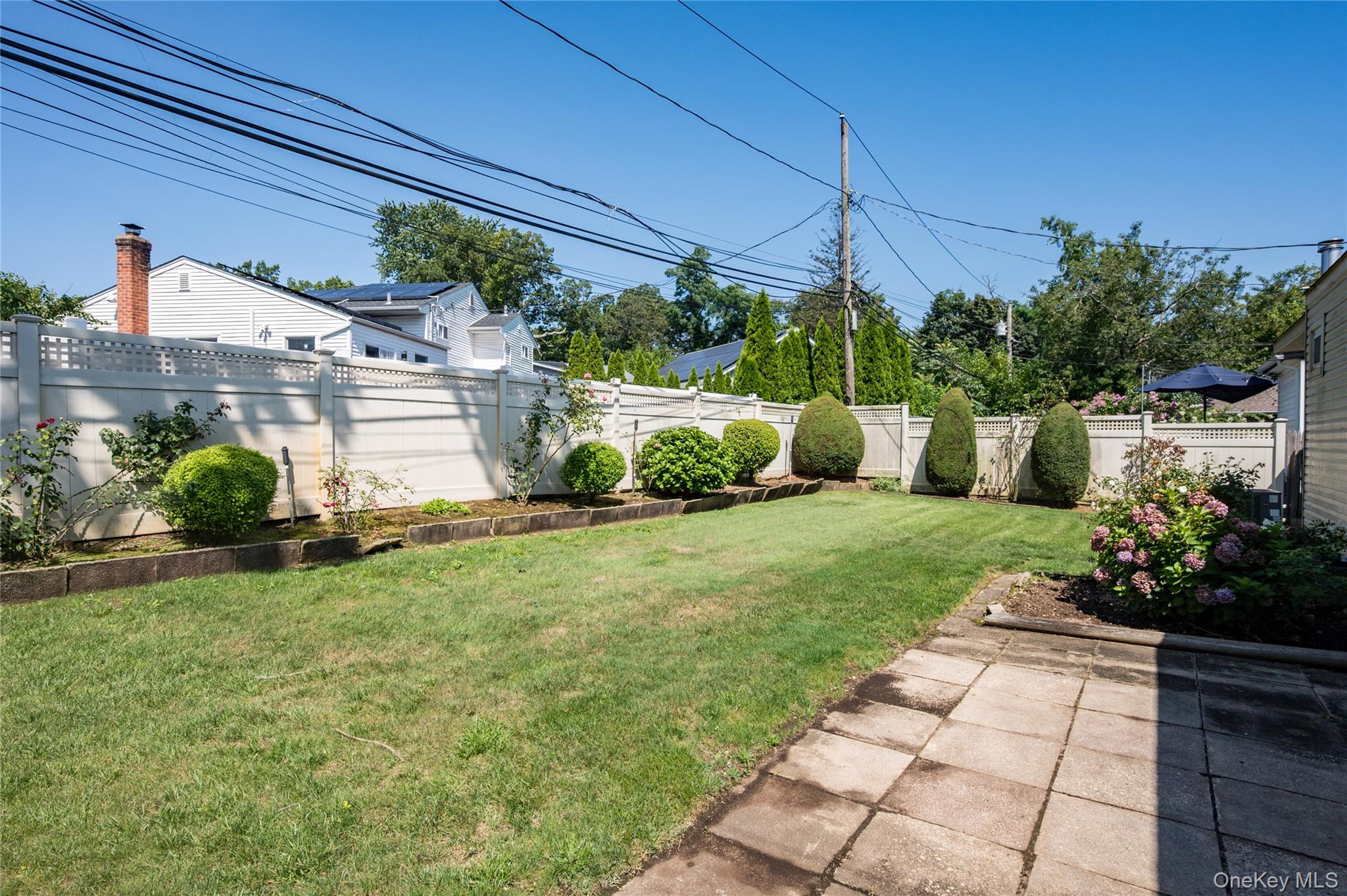 930 W Shelley Road, Bellmore, NY 11710